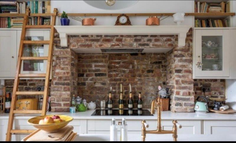 Gorgeous Grade II Listed Georgian House - Leafy Square Views - Central London