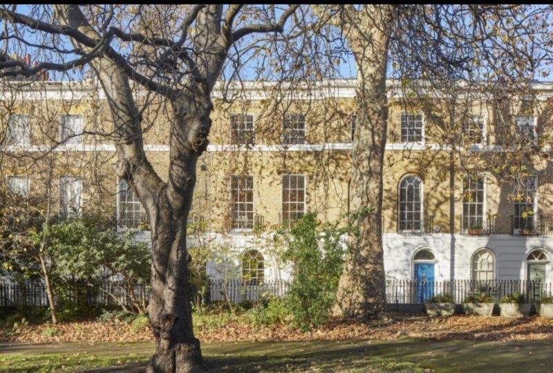 Gorgeous Grade II Listed Georgian House - Leafy Square Views - Central London