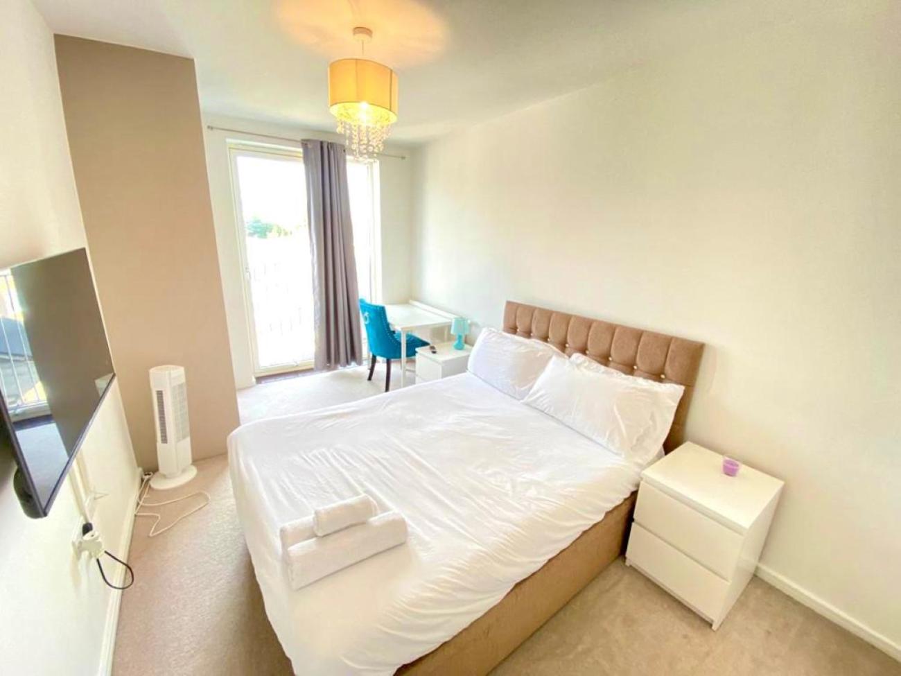 Canning Town 2 Bed Apartment
