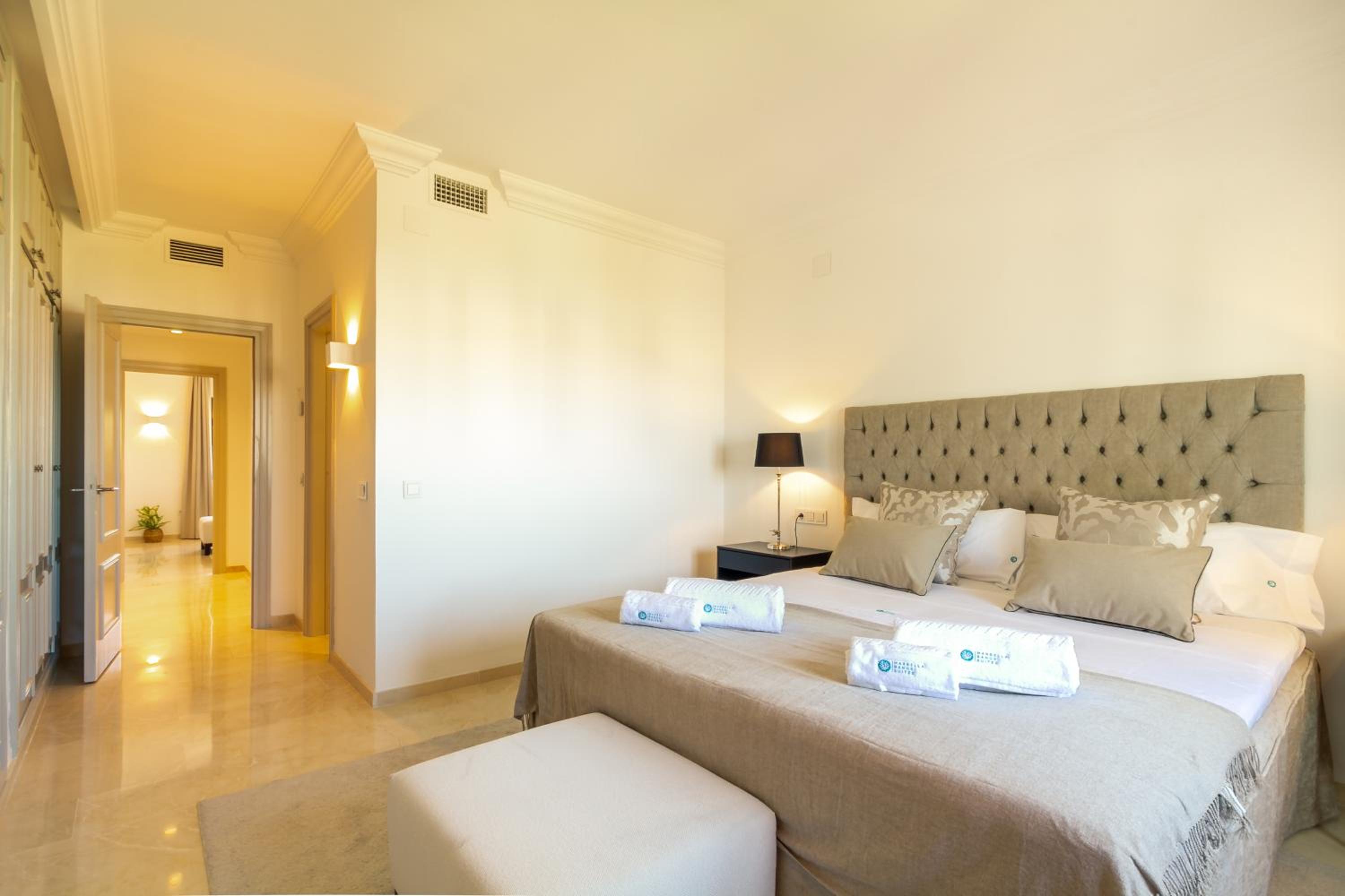 MARBELLA BANUS SUITES - Nueva Andalucia Banus Sea Views Apartment