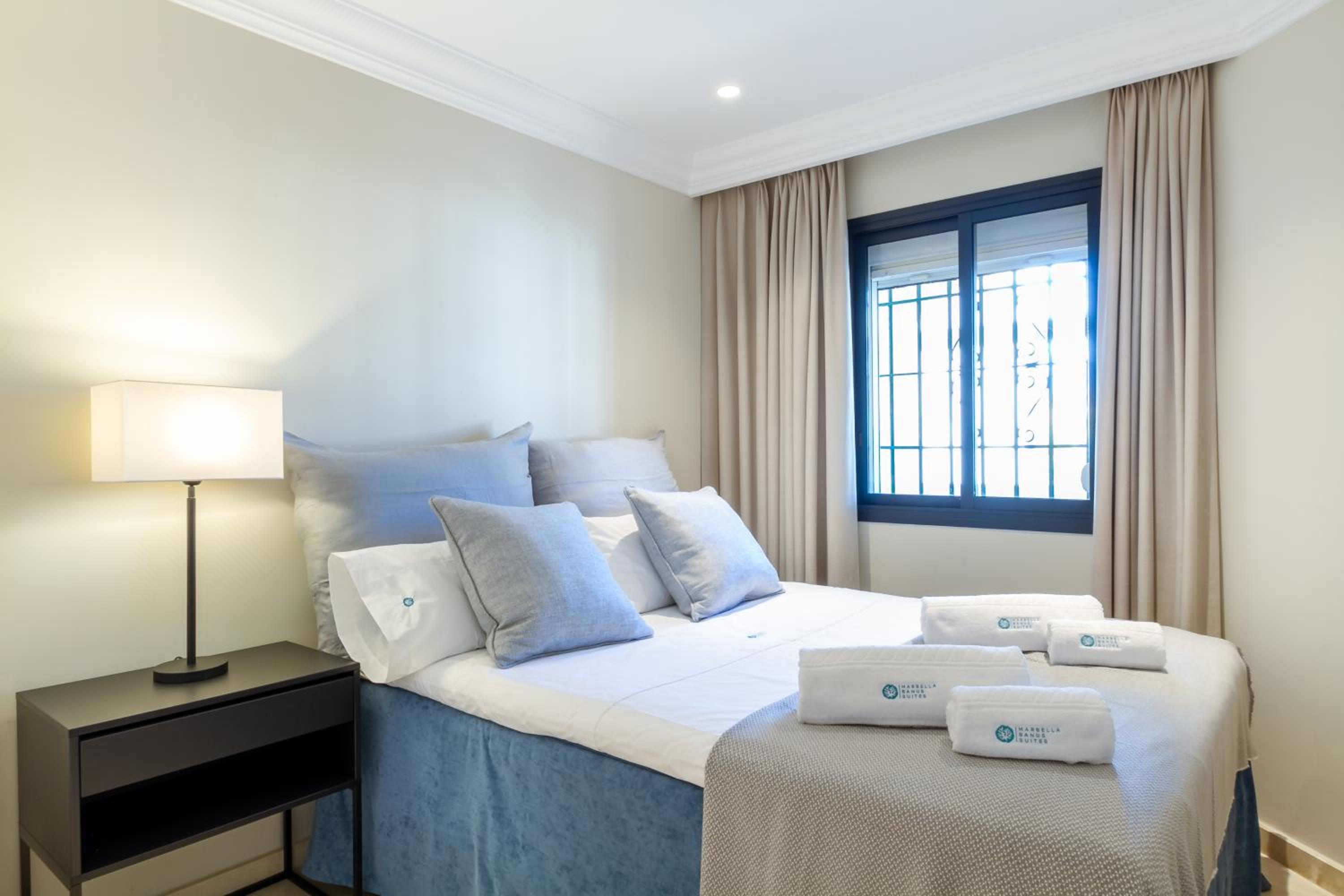MARBELLA BANUS SUITES - Nueva Andalucia Banus Sea Views Apartment