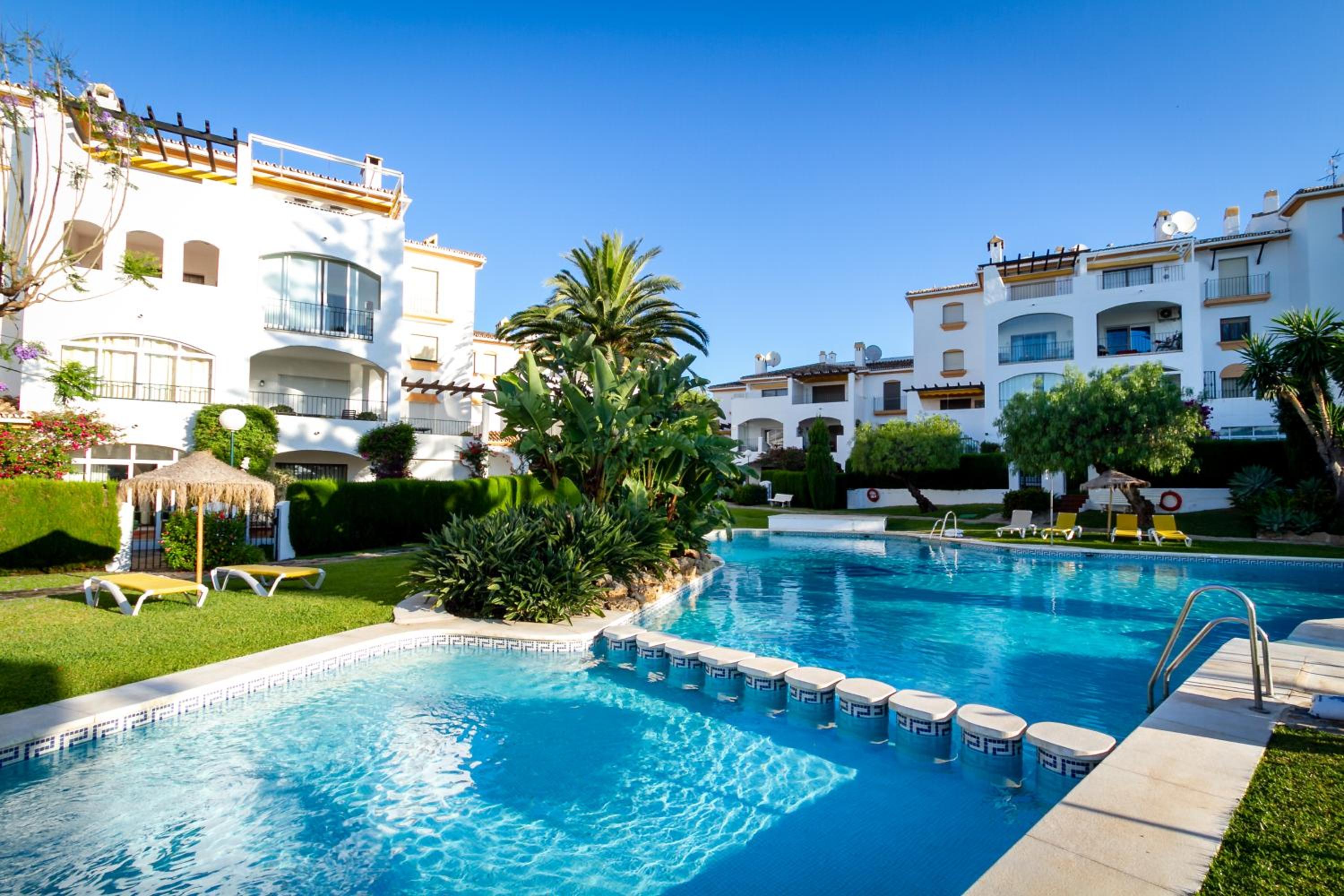 MARBELLA BANUS SUITES - Nueva Andalucia Banus Sea Views Apartment