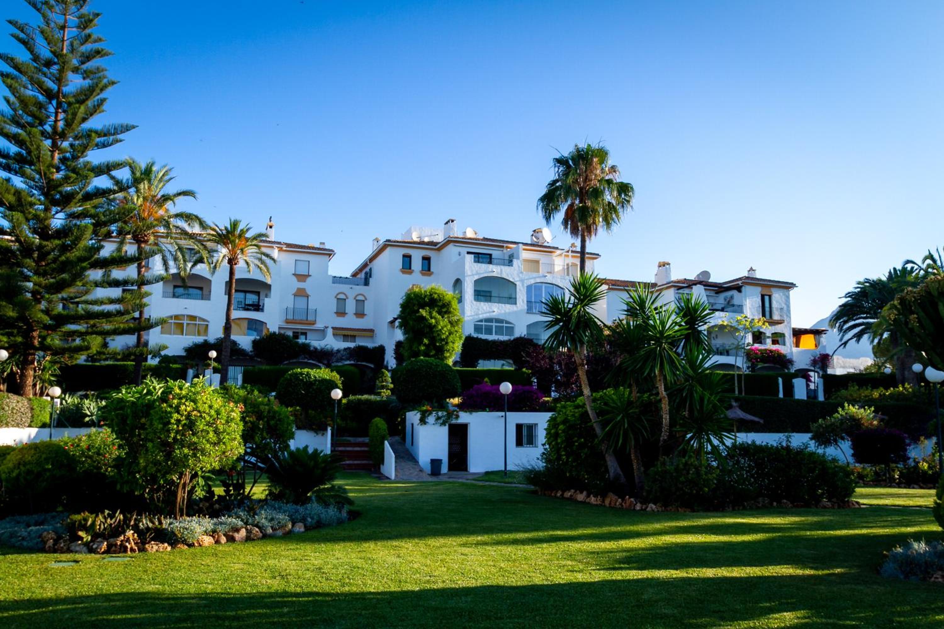 MARBELLA BANUS SUITES - Nueva Andalucia Banus Sea Views Apartment