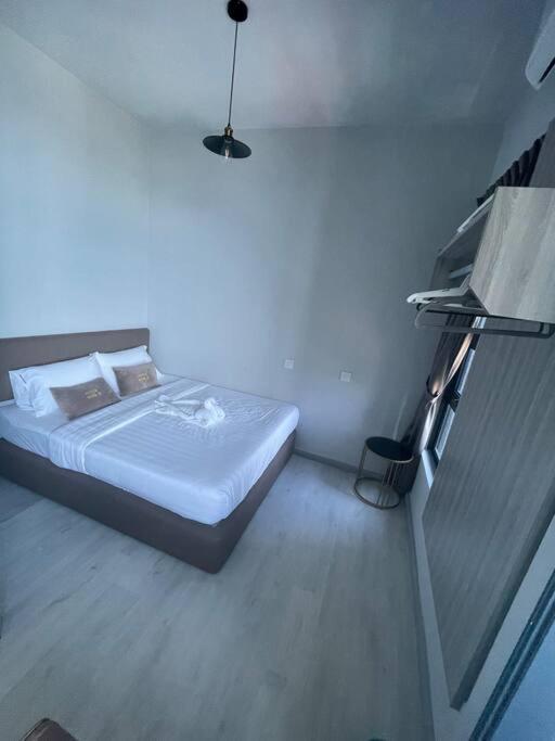 Simply/Convenient/Cozy residence photo 3