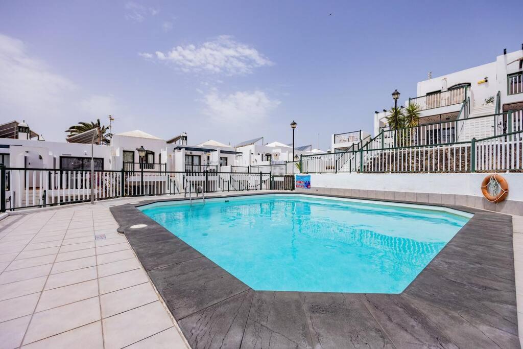 Central one bedroom apartment with communal pool - Casa Julie photo 2