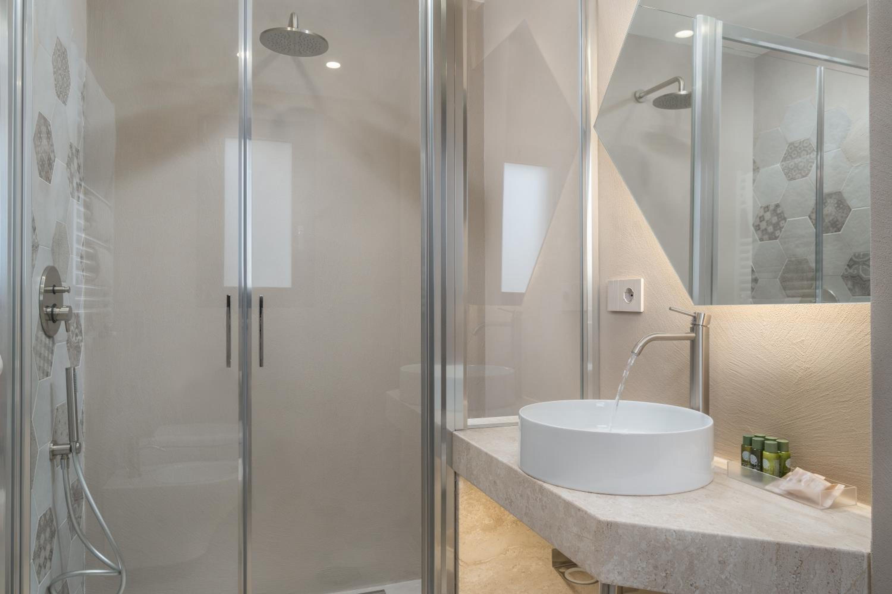 Villa Ilma Luxury Rooms view 4