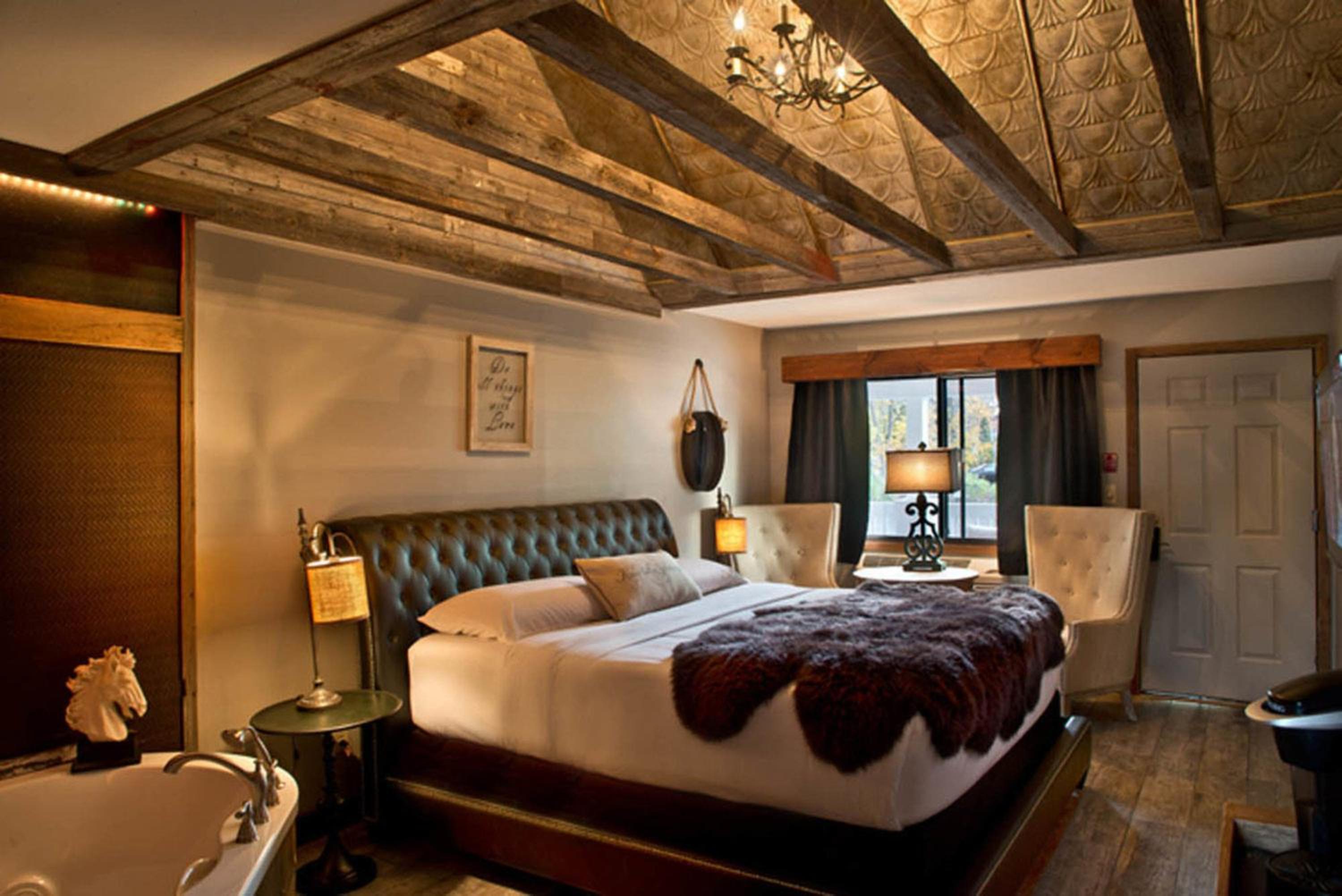 Maxwell Mansion Hotel