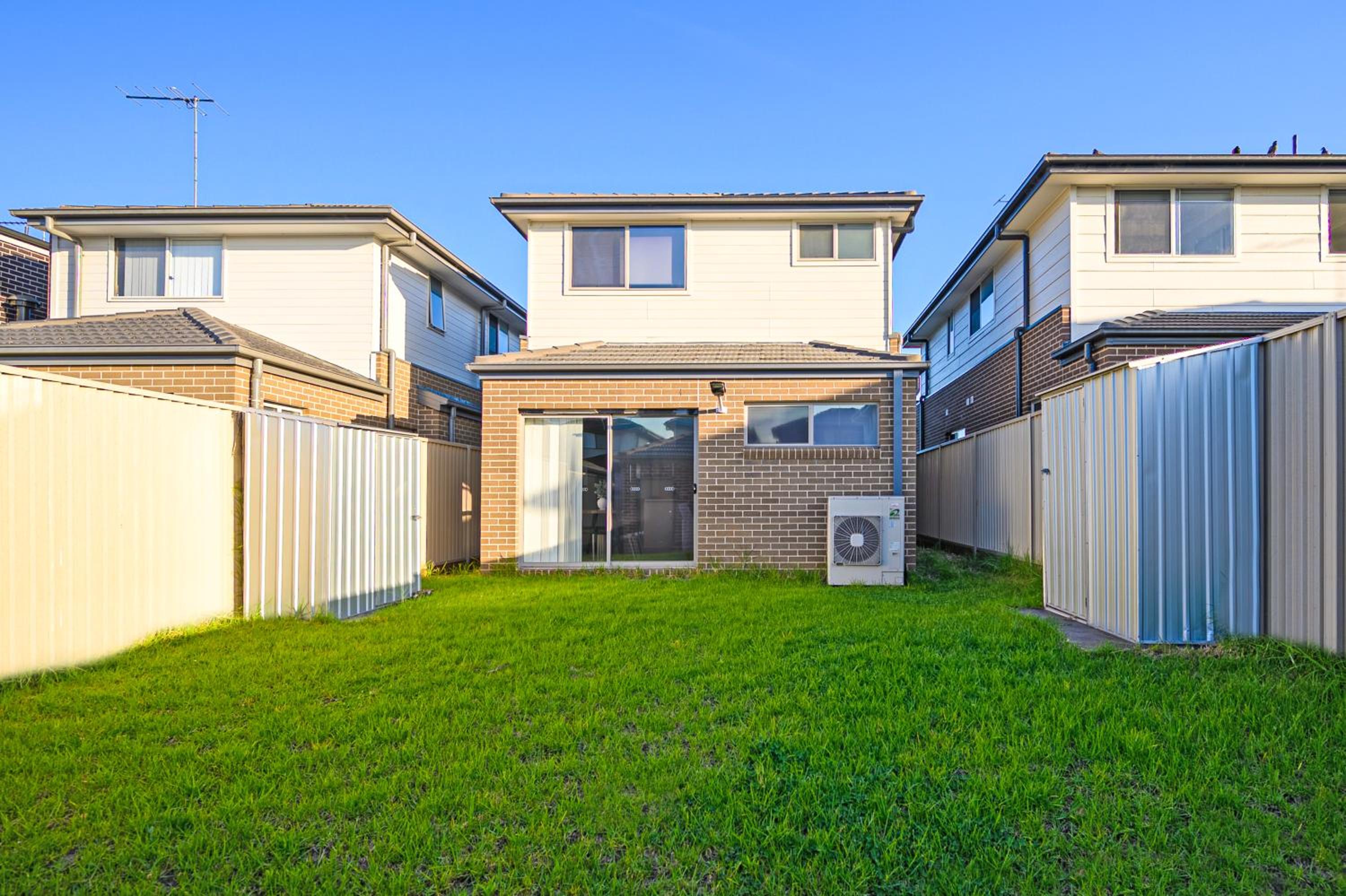Bardia Convenient Adorable Modern 4 Br House