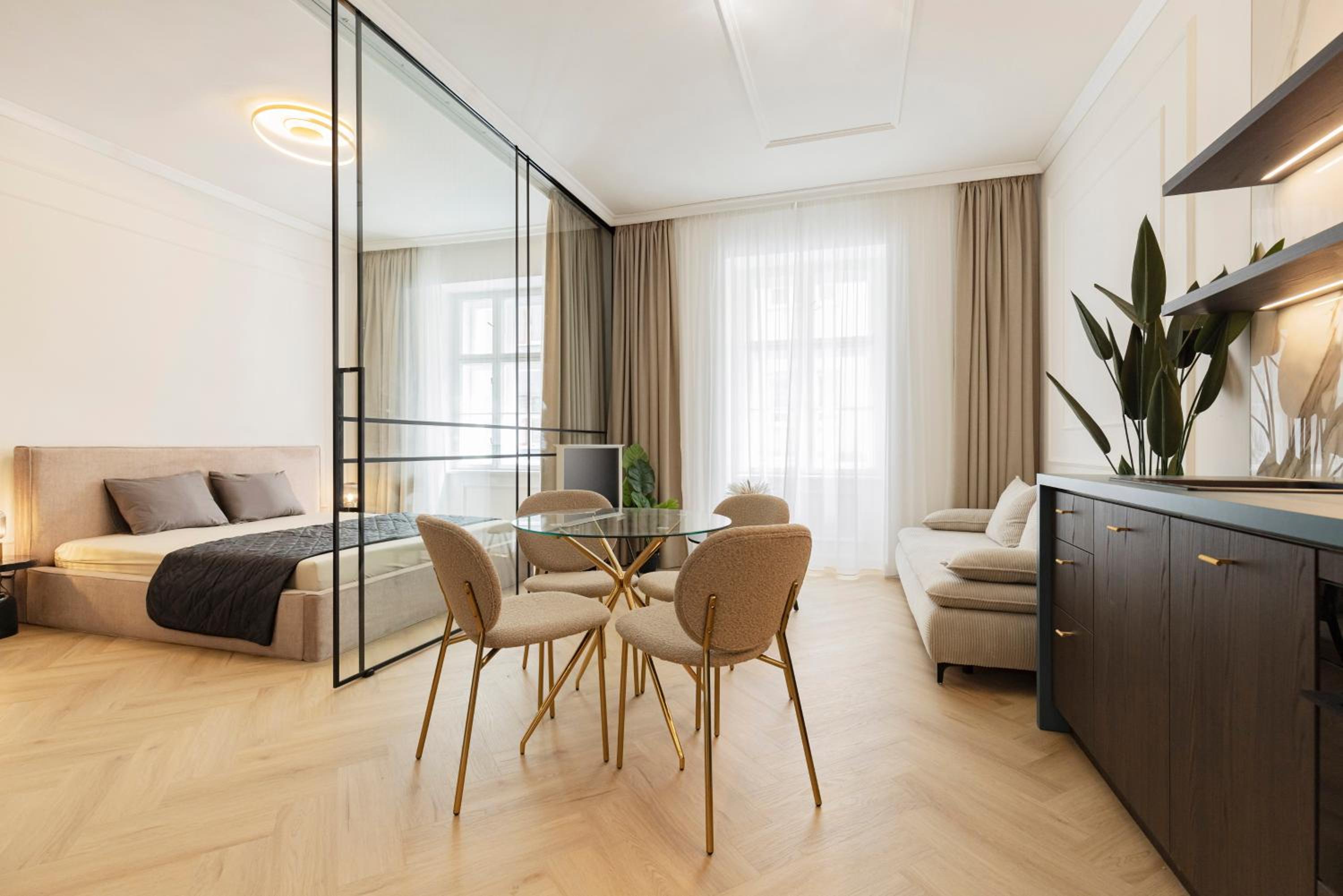 GENeve - old town apartment Bratislava view 3
