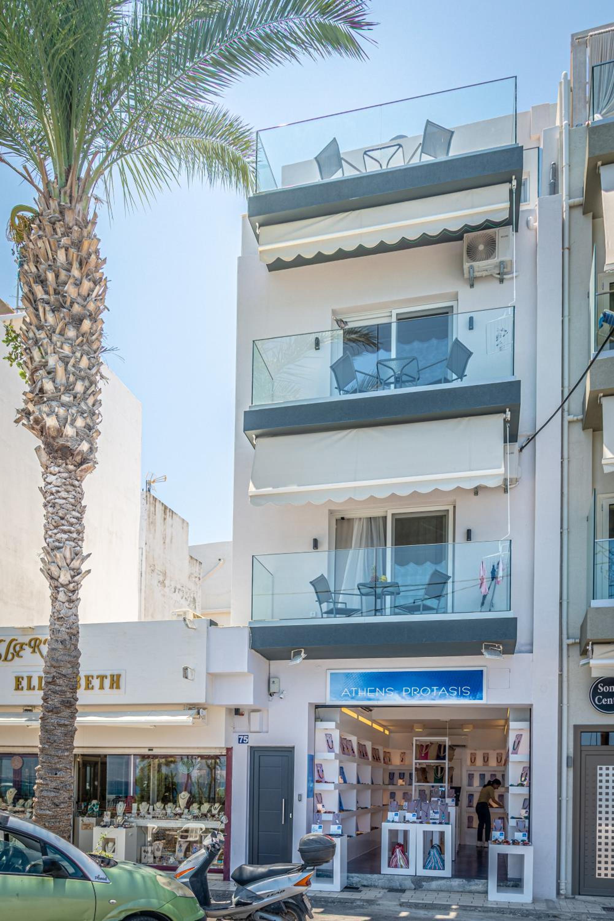 Luxury SeaSide Suites