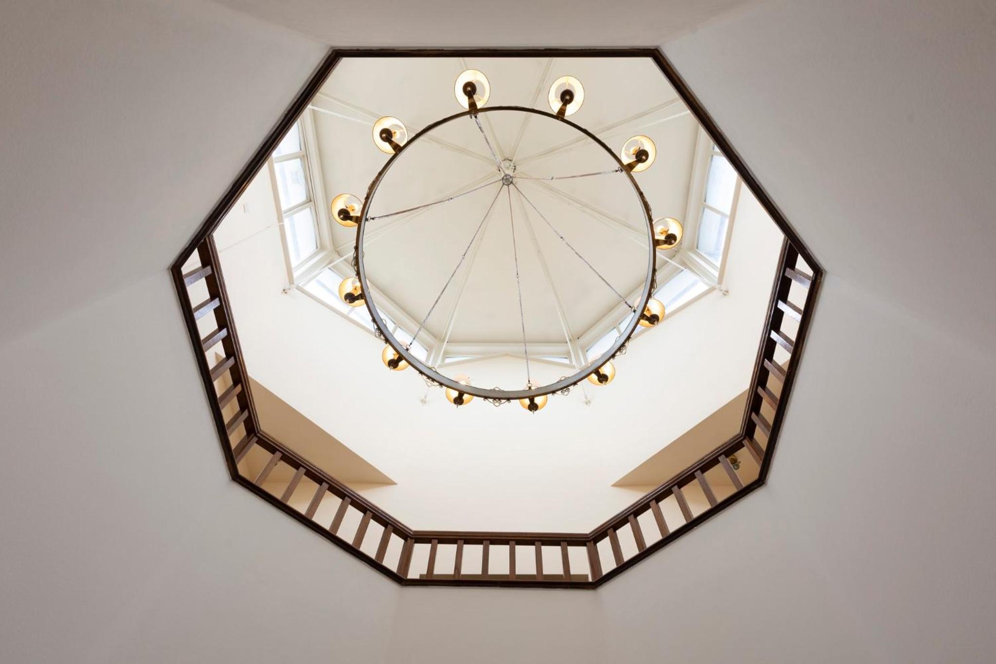 Guildford Vacations - Holiday Inn Guildford, an IHG Hotel - Property Image 45