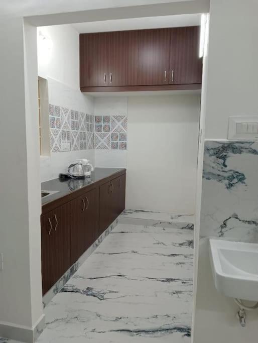 Variyar Service Apartments Unit D 2nd Floor view 2