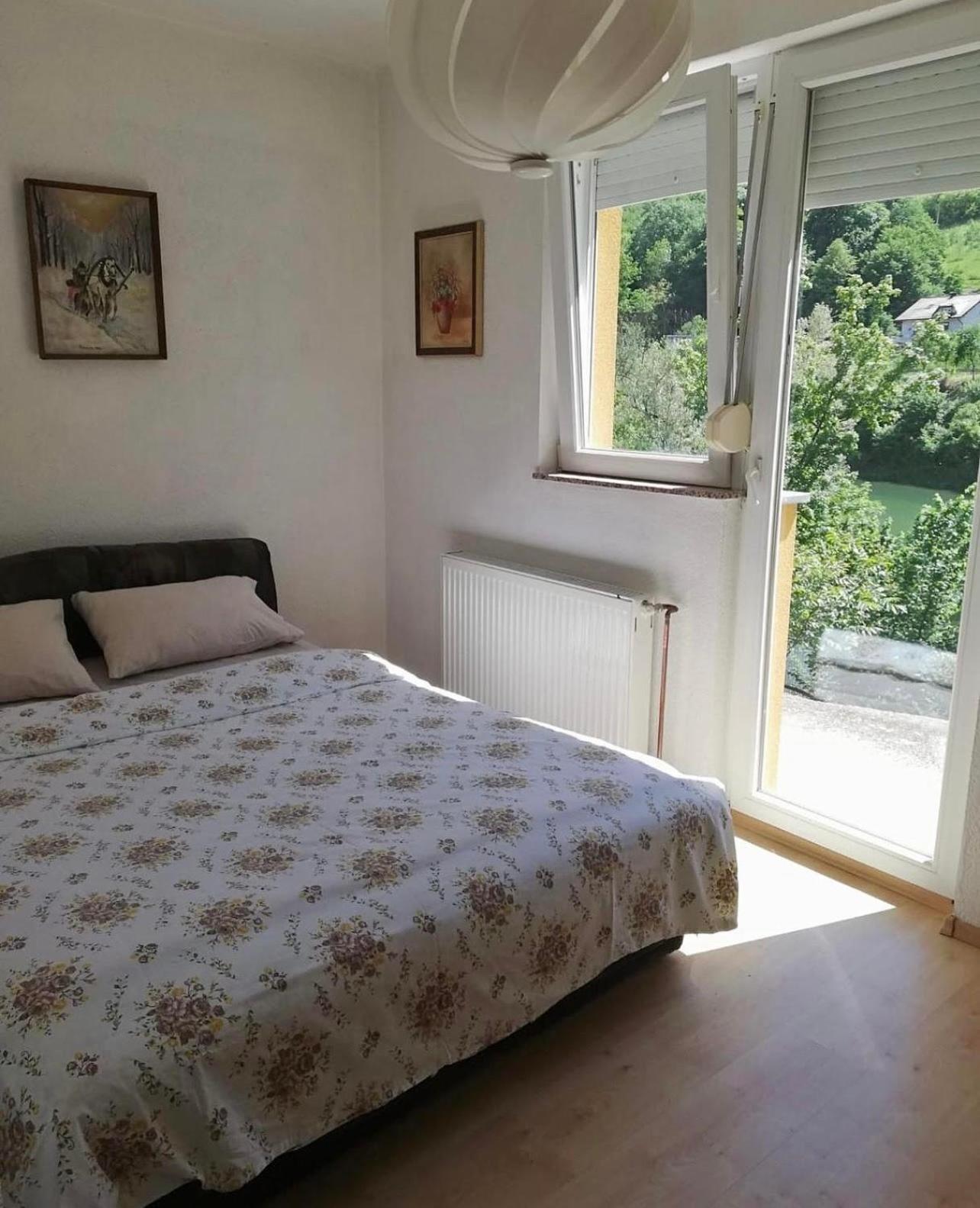 Holiday Homer Vila na Obali Vrbasa