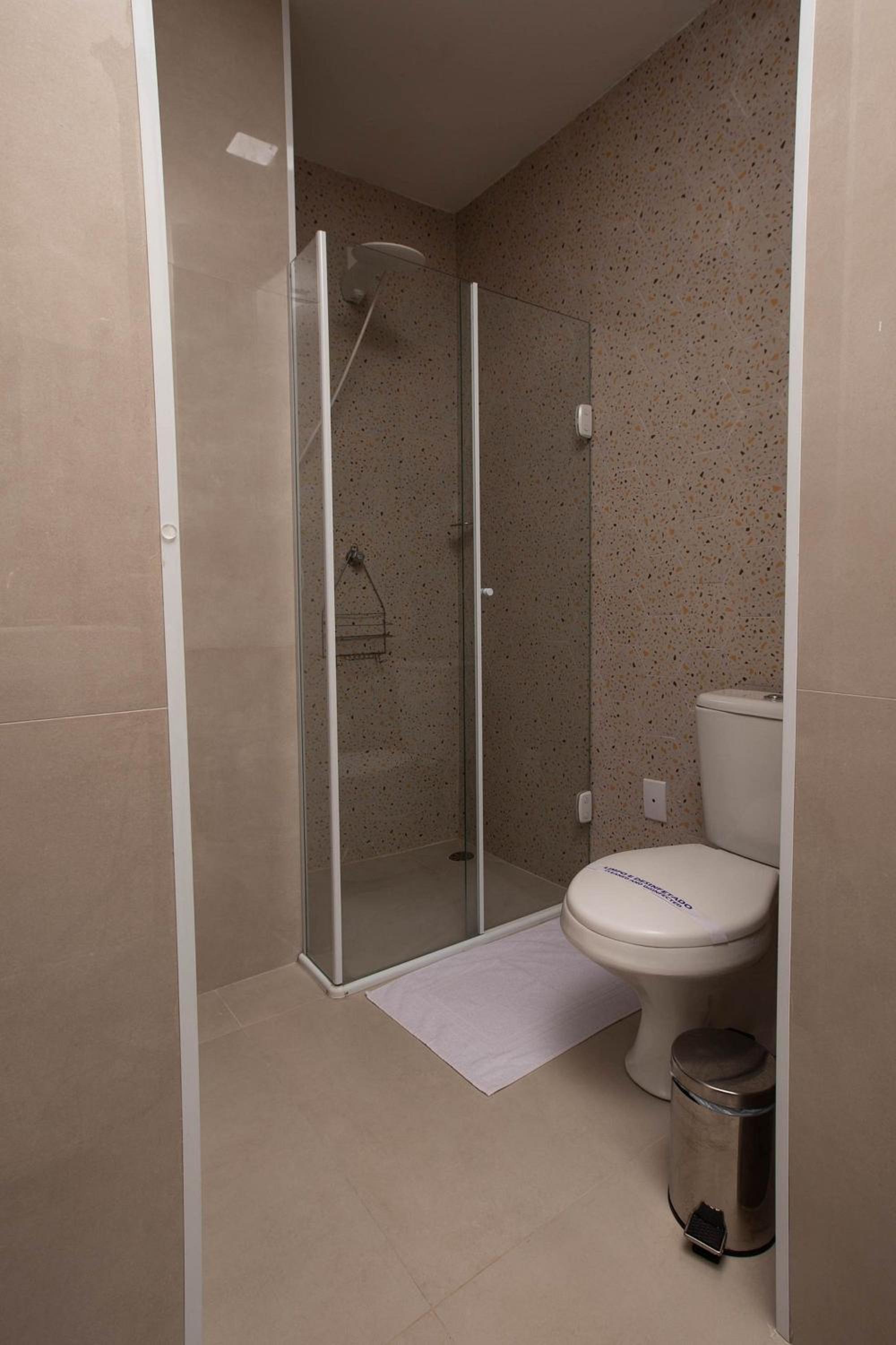 Prédio central com apartamentos reformados