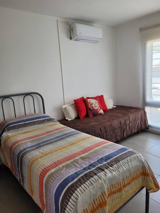 Casa Amplia y Tranquila con Garage