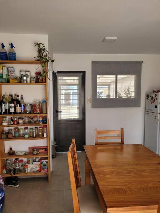 Casa Amplia y Tranquila con Garage
