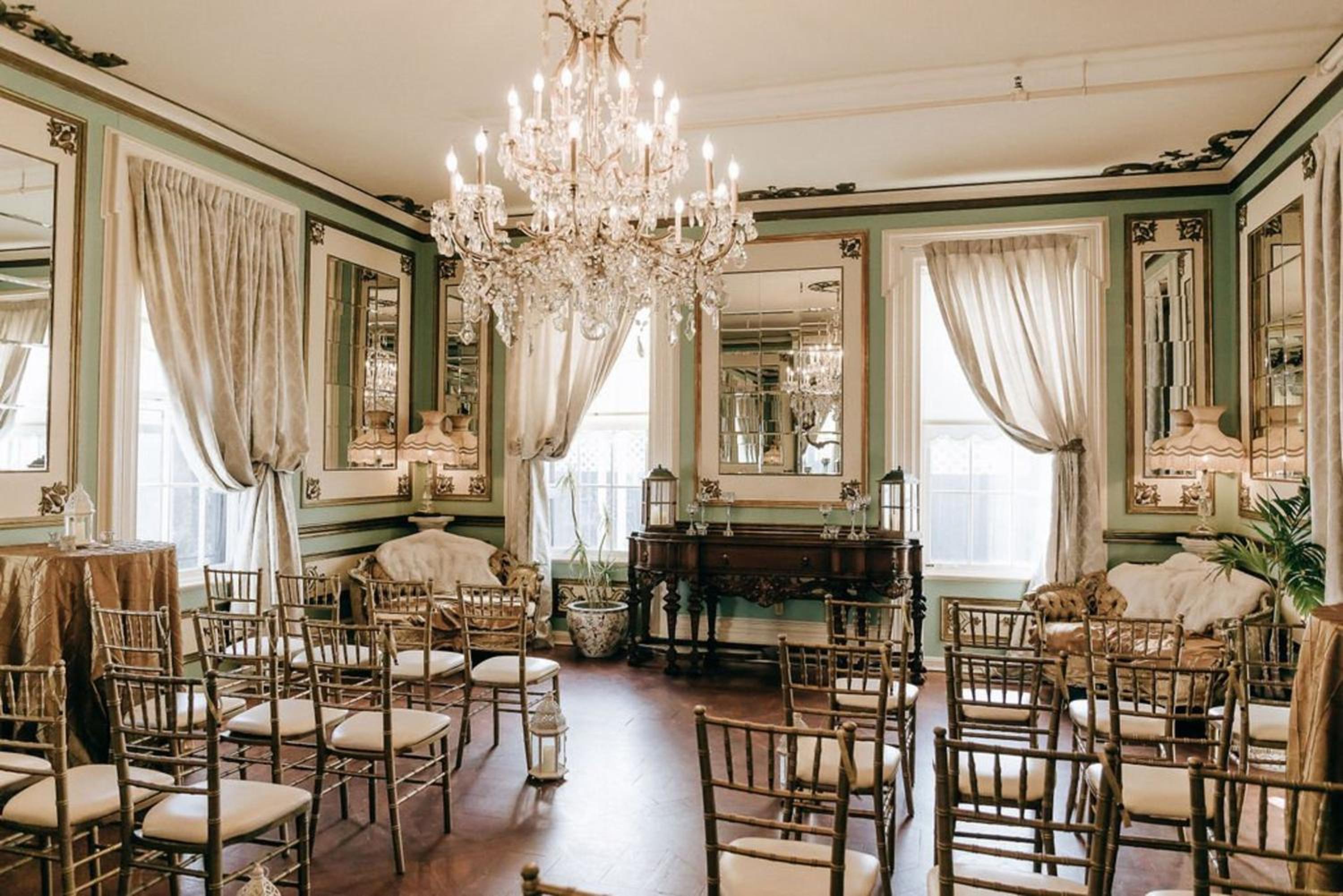 Maxwell Mansion Hotel