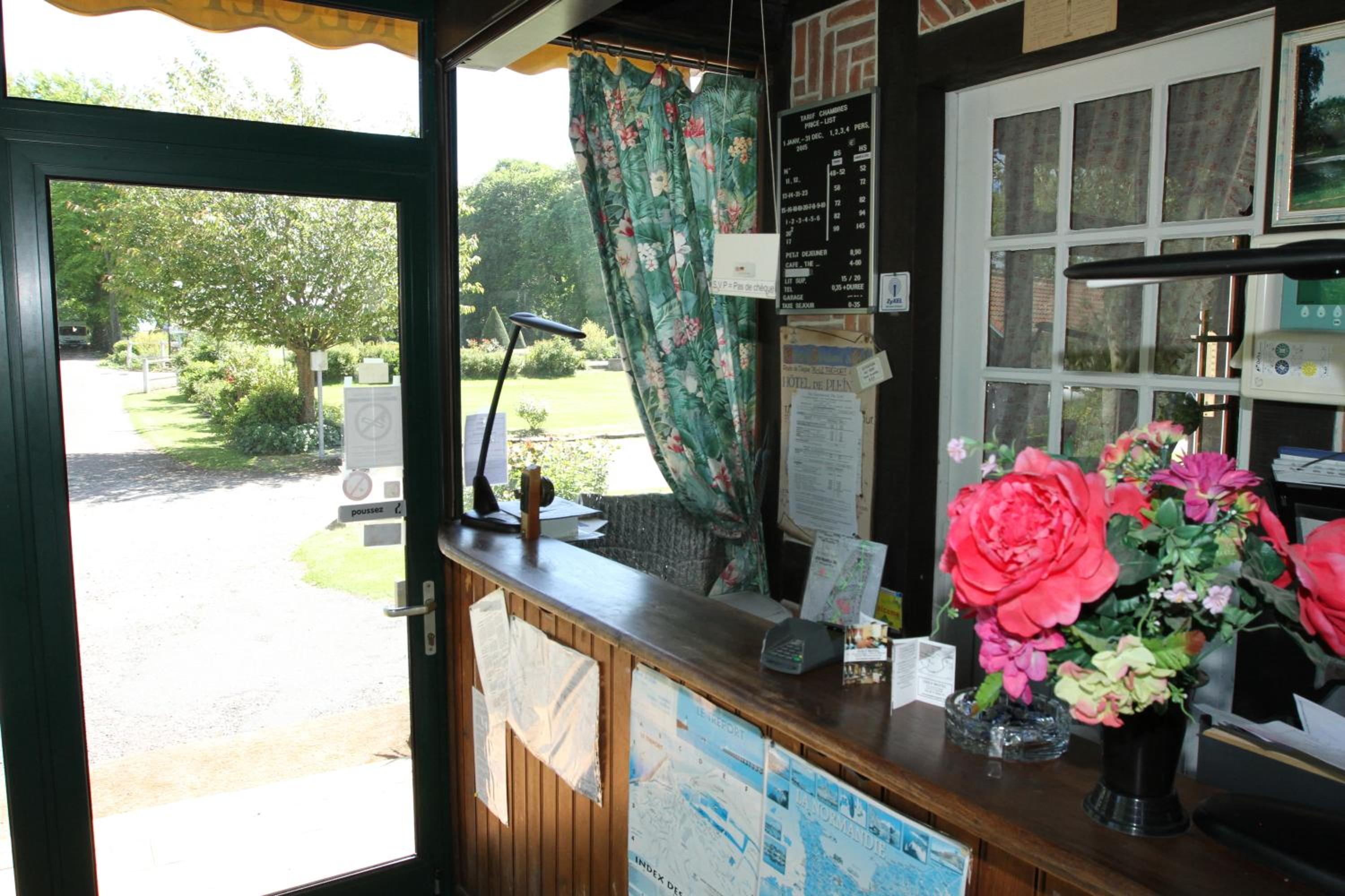 Golf Hotel, photo 12