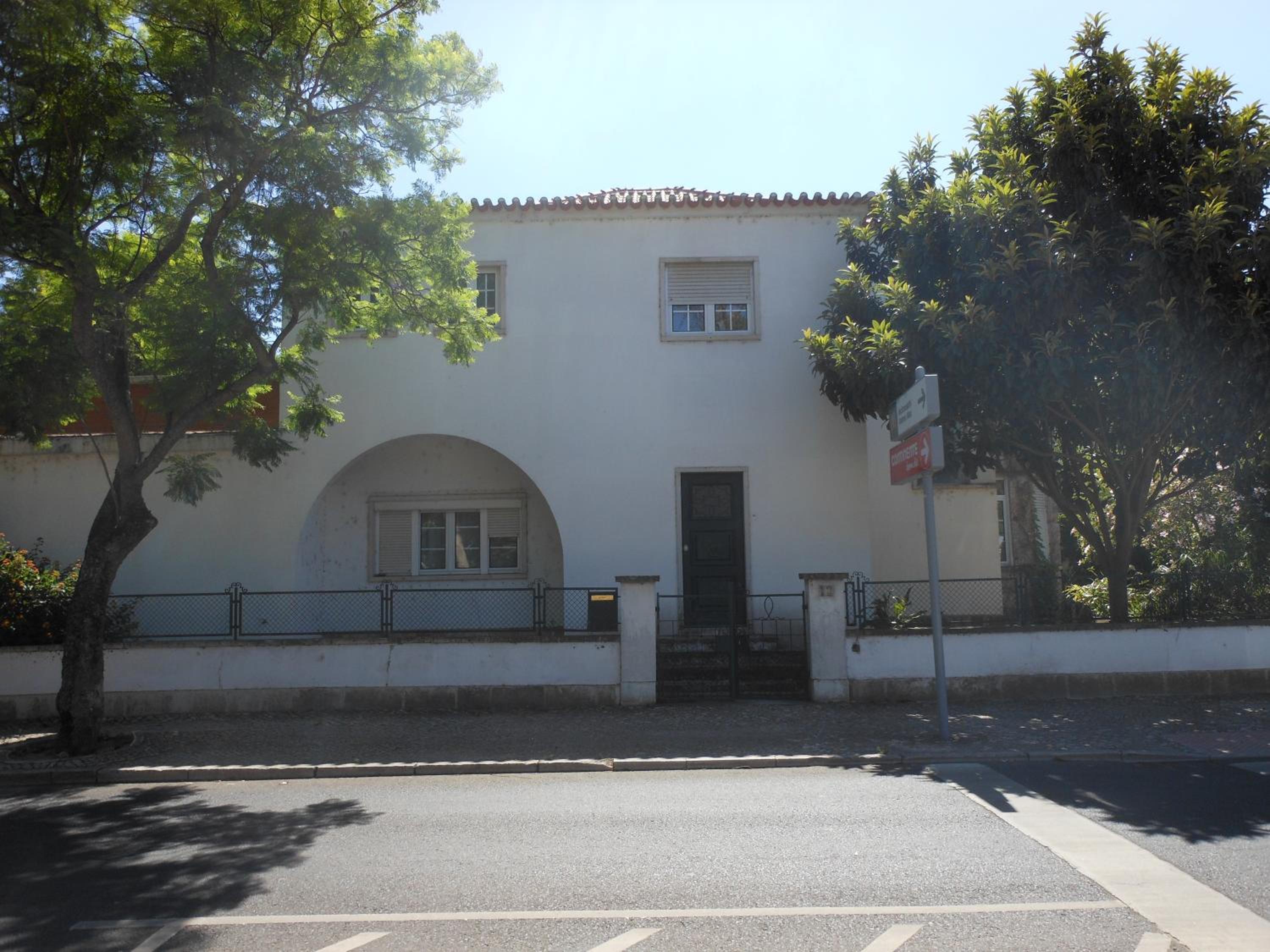 Beach Villa w Private Pool Lisbon & Cascais Oasis