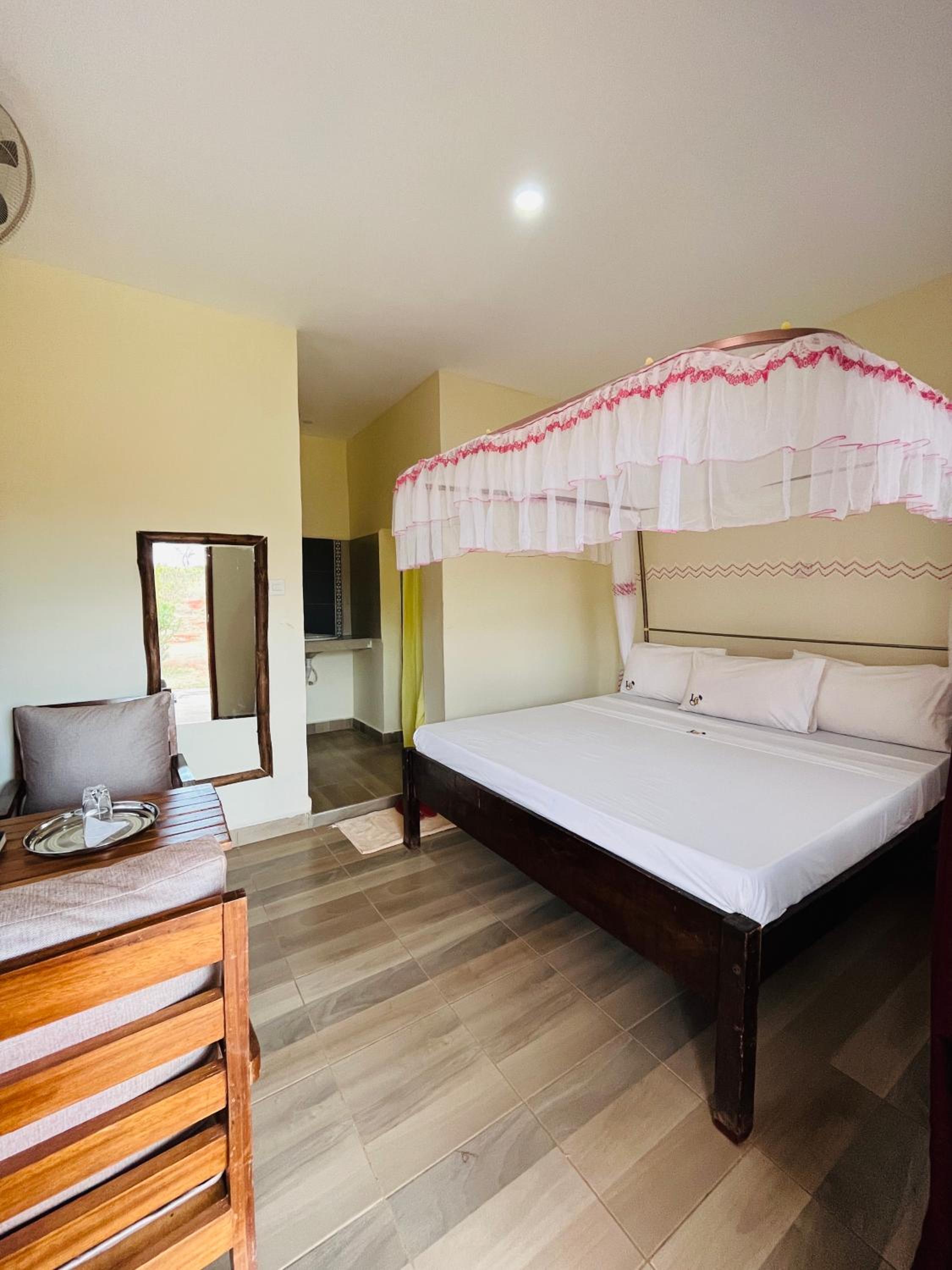 Lake Jipe Eco Lodge