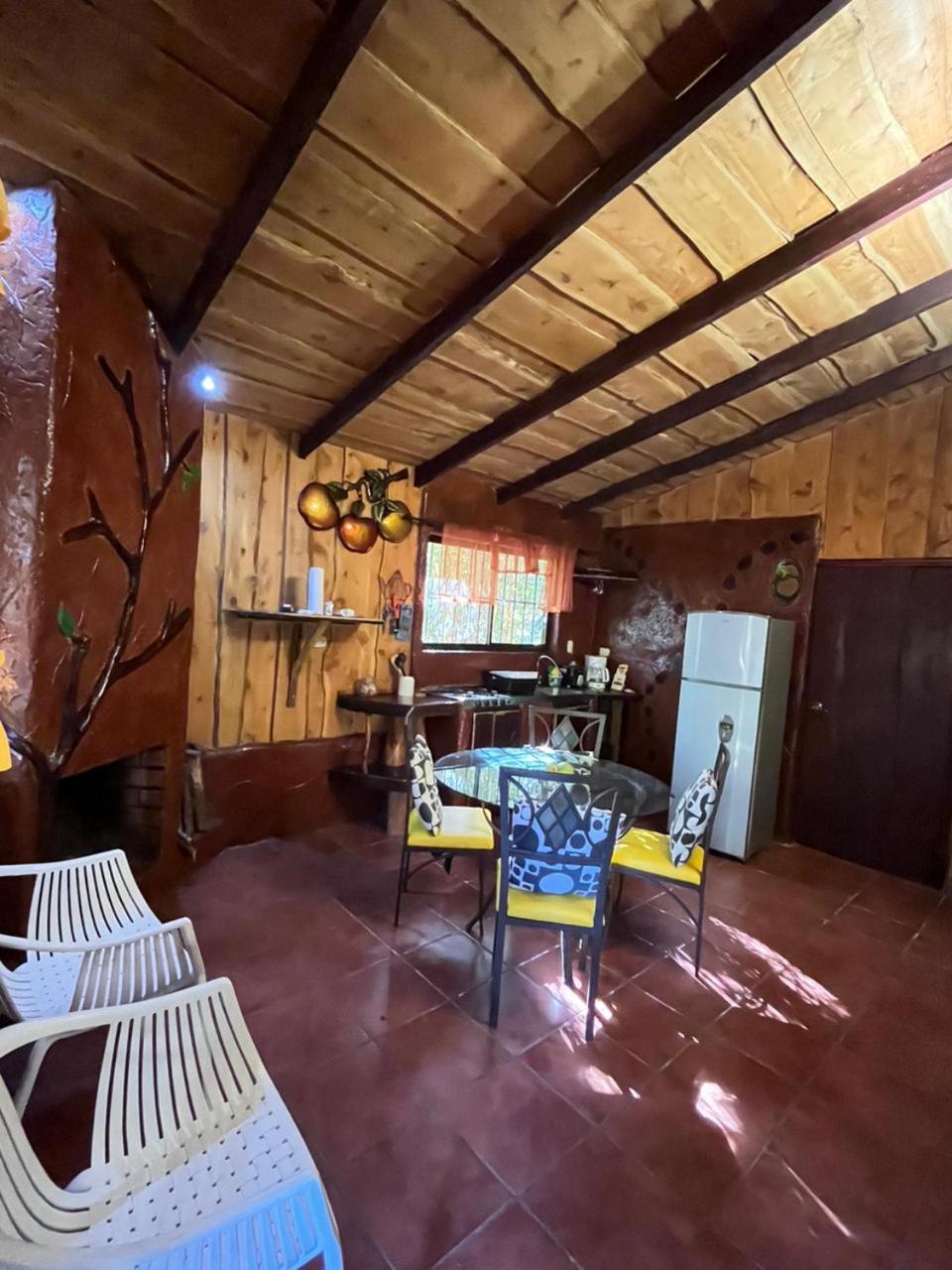 Cabañas Lunas del Poás