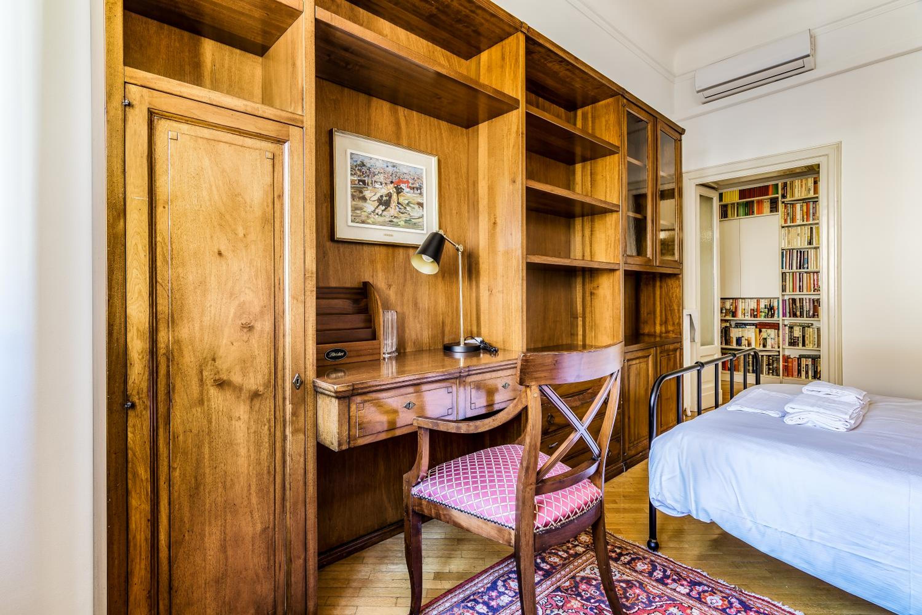 Huge Center Milan Guastalla Gardens 8PAX
