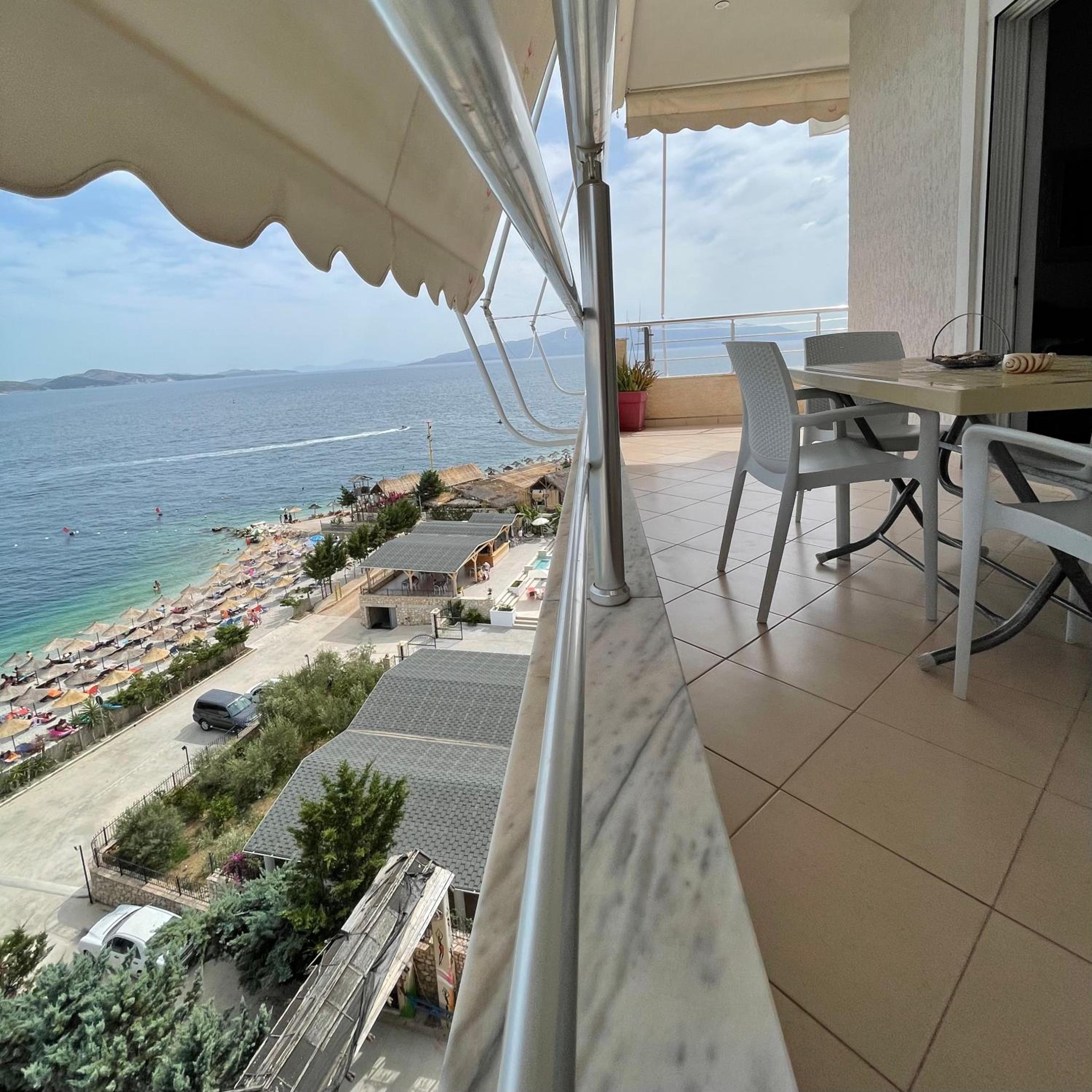 Port Side Sarande