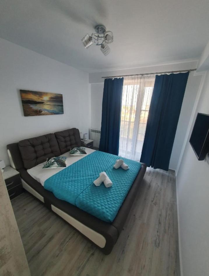 Amira Apartment
