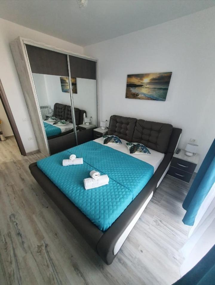Amira Apartment
