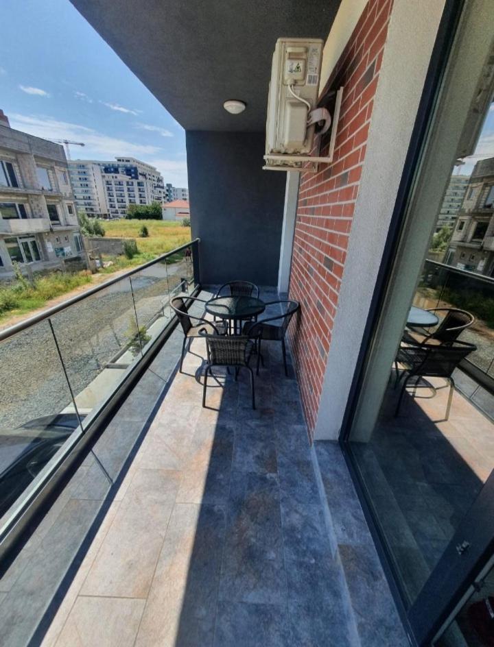 Amira Apartment