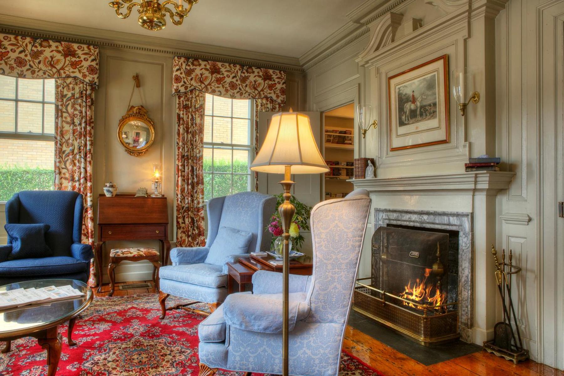 Francis Malbone House view 3
