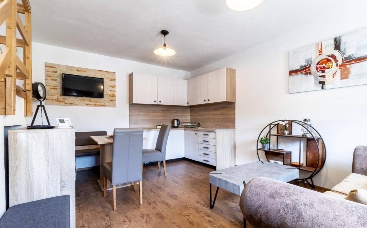 Apartmány Lucia Baňa