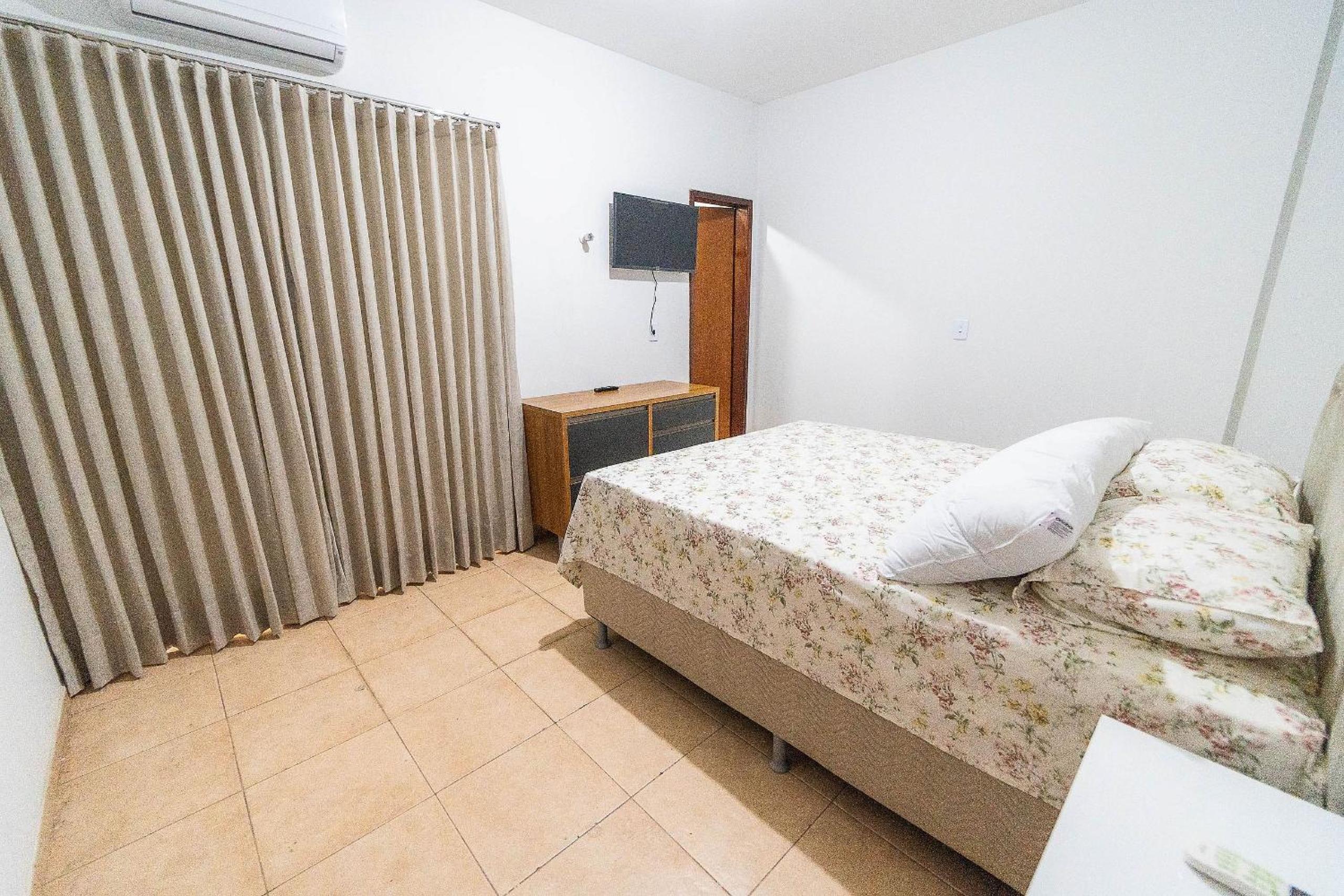 Apartamentos 2 qtos C/suite ,Cozinha Completa, Wi-Fi 1GIga, Jr Catito