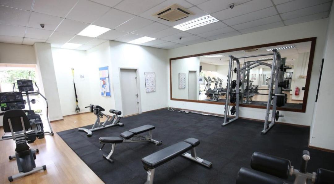 Acuk Stay - Seri Maya Condo Homestay