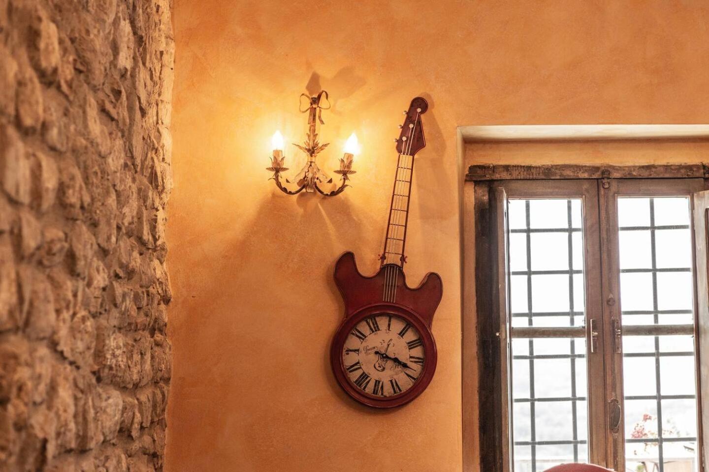 Photo 35