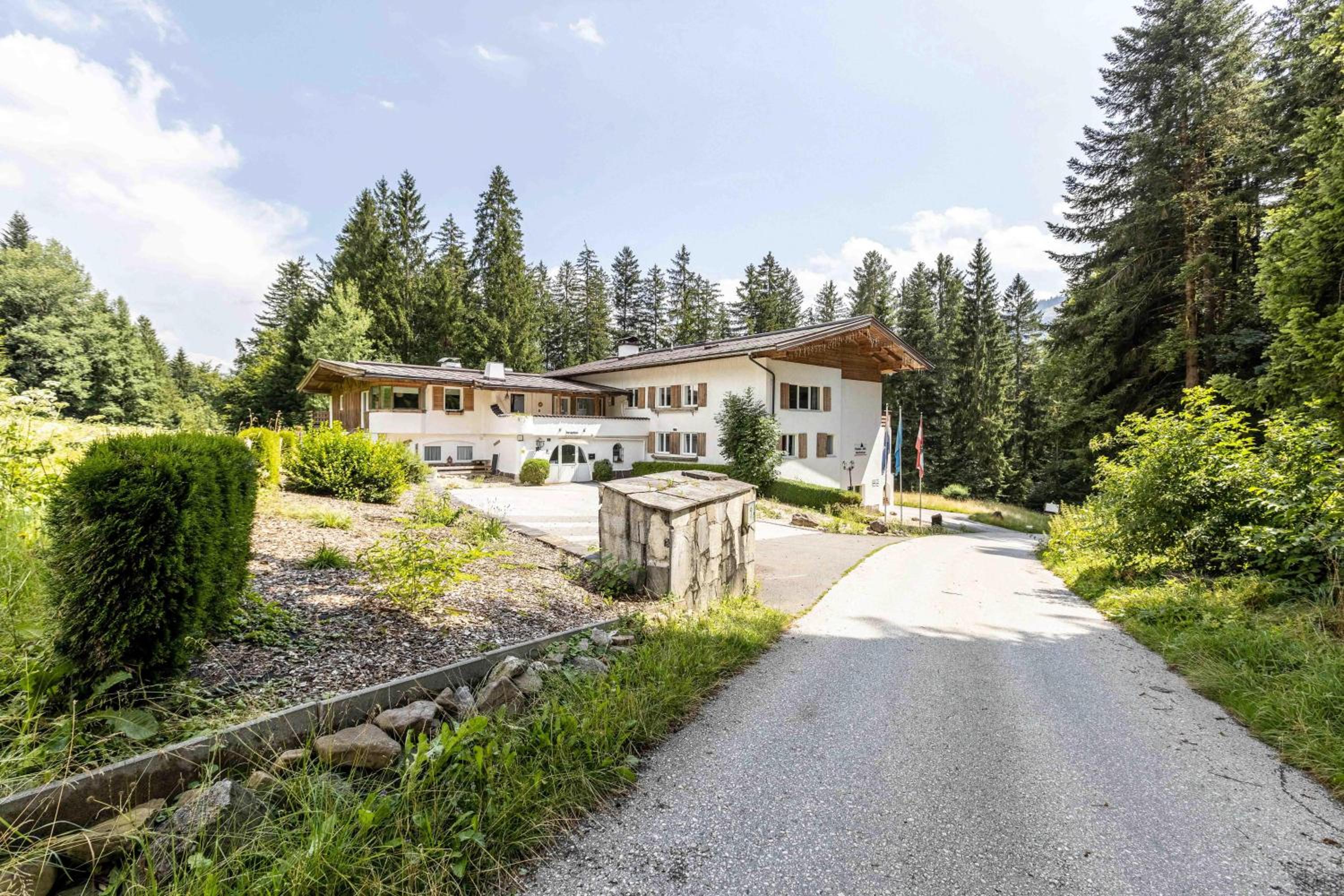 Hartkaiser Rooms and Apartments