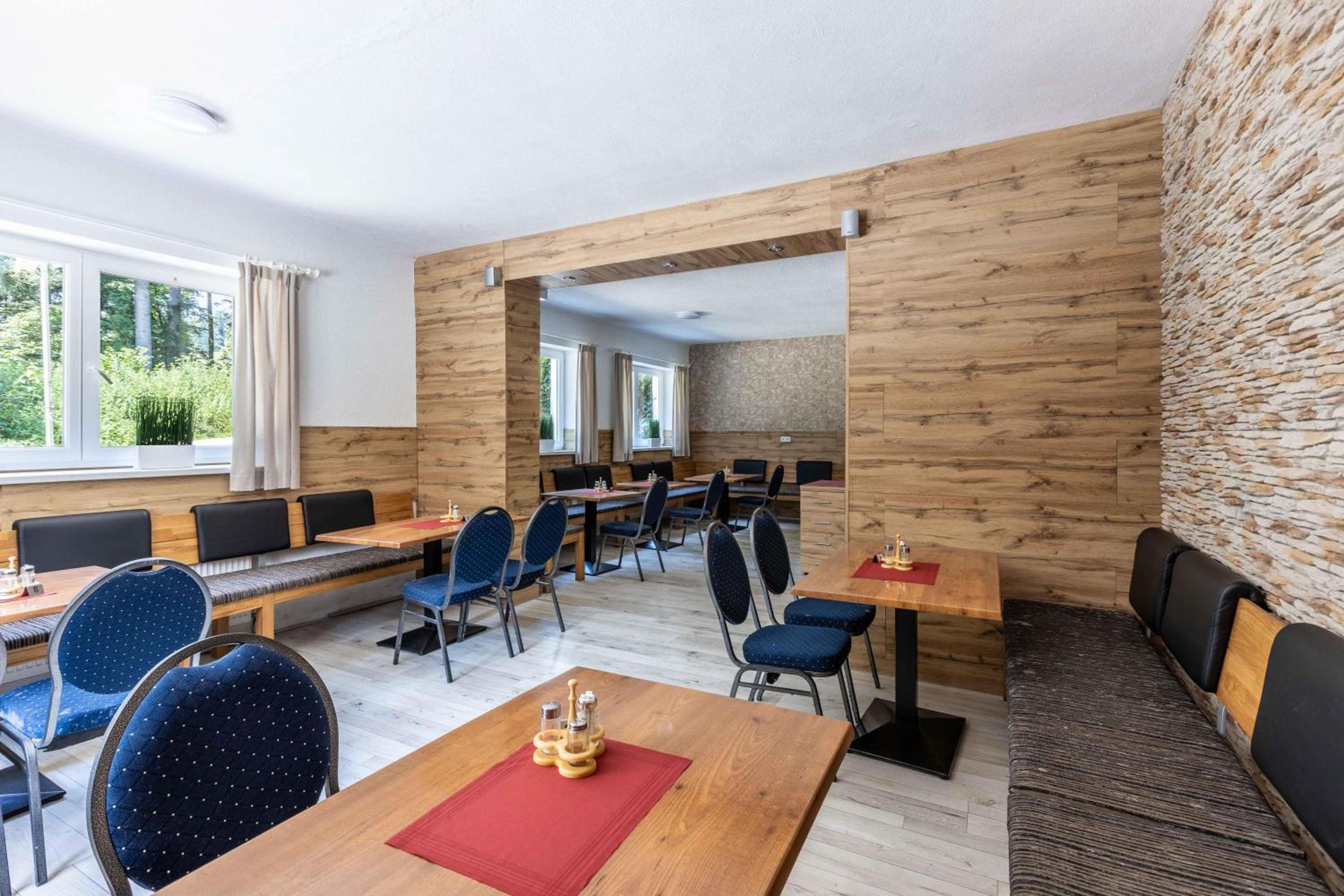 Hartkaiser Rooms and Apartments