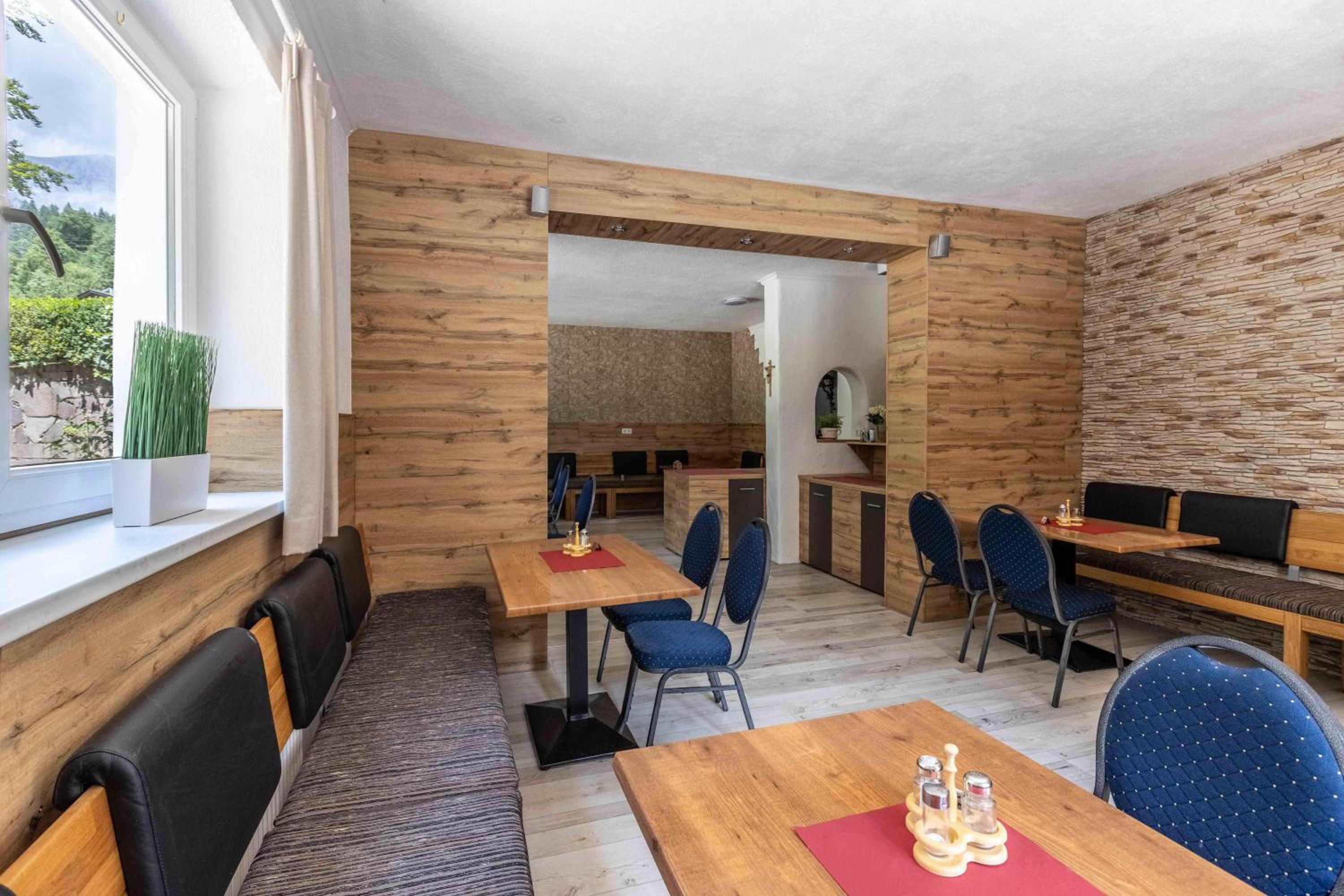 Hartkaiser Rooms and Apartments