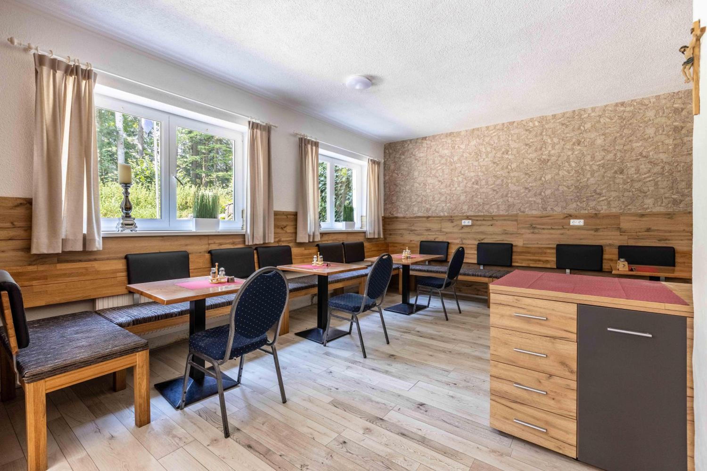 Hartkaiser Rooms and Apartments