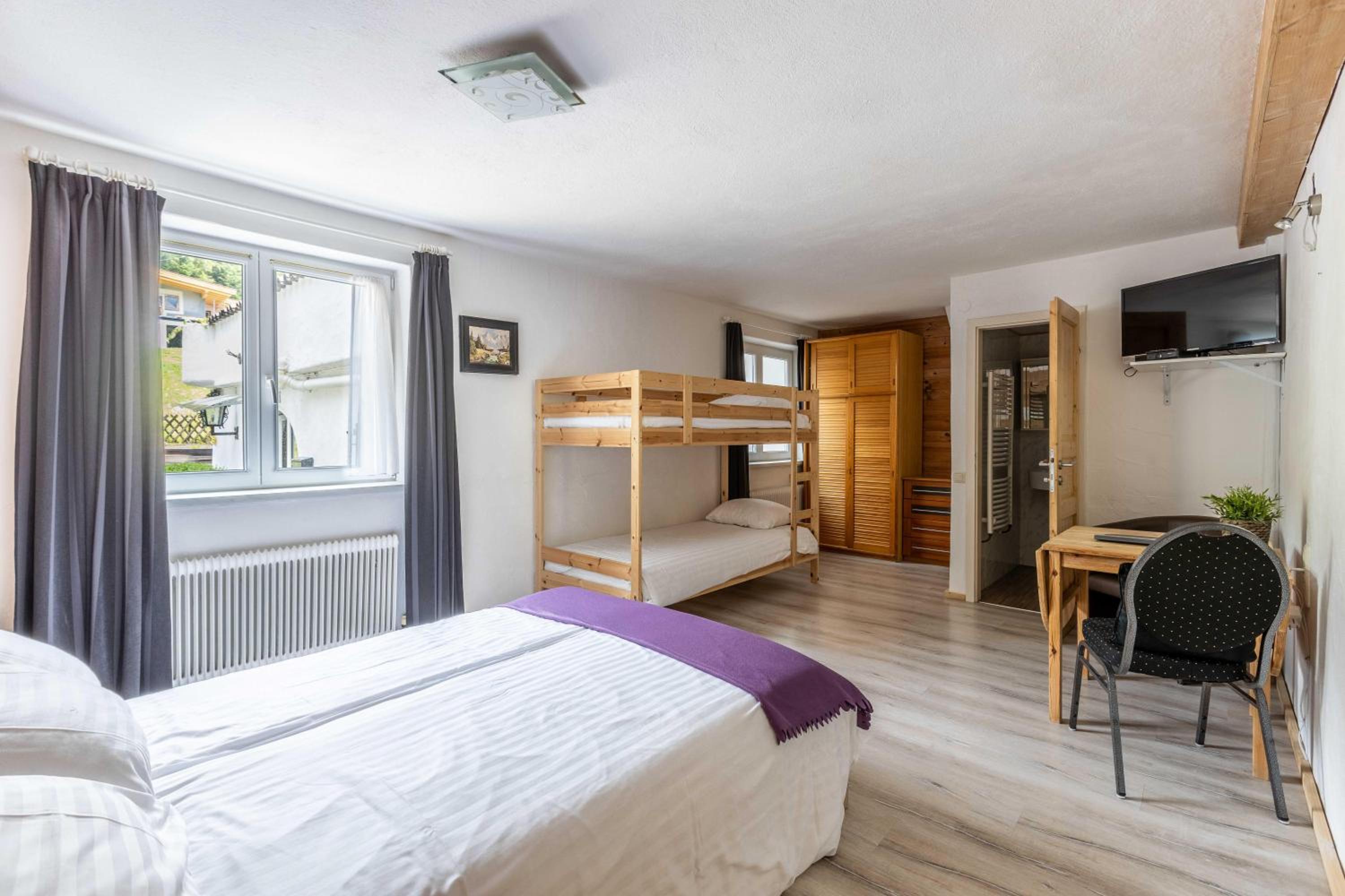 Hartkaiser Rooms and Apartments