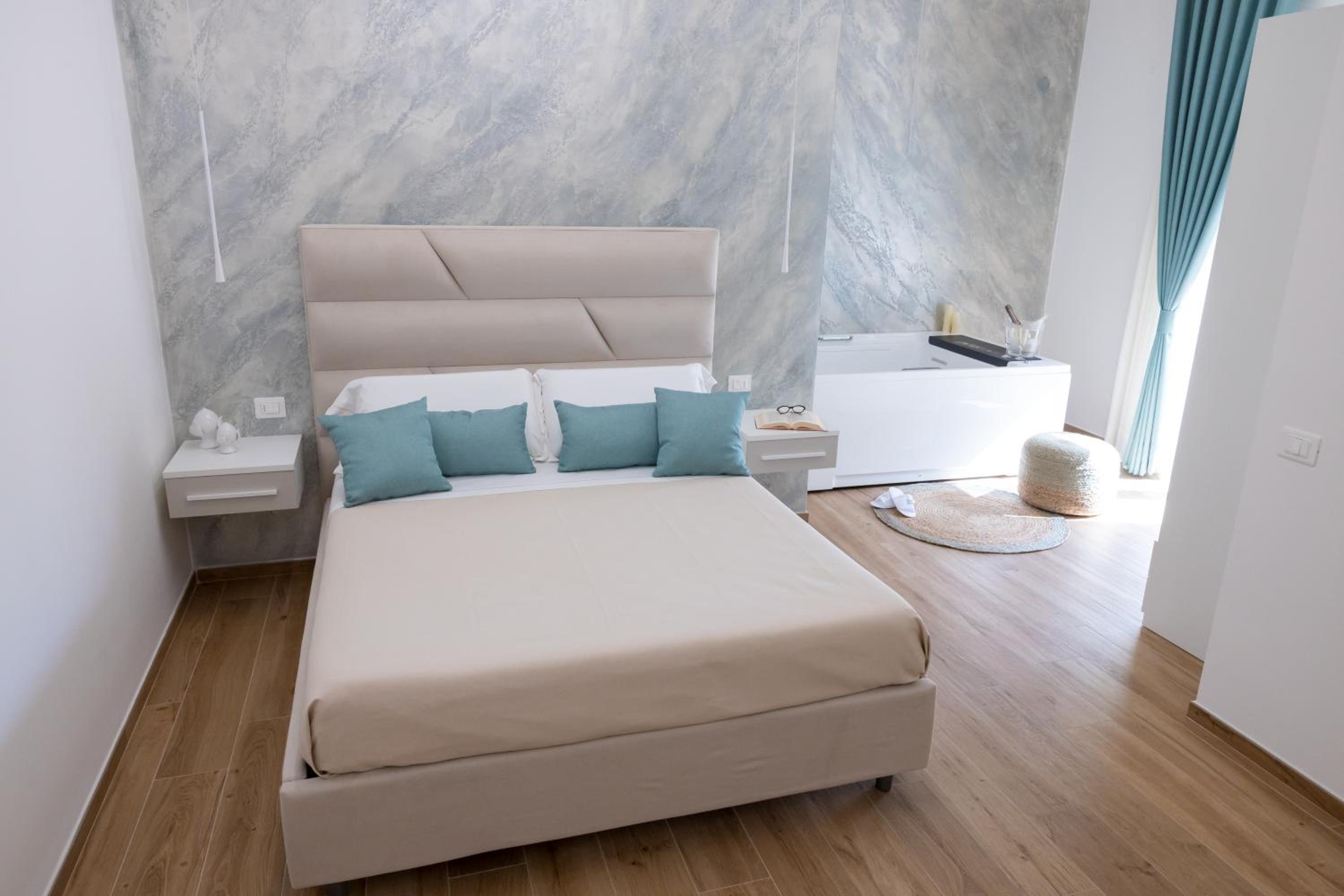 Sunbay Luxury Rooms photo 5