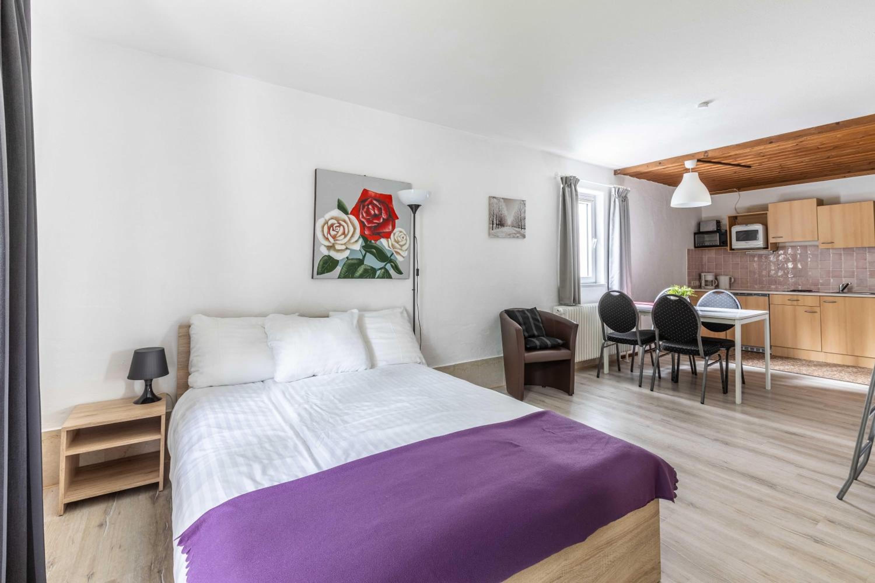 Hartkaiser Rooms and Apartments