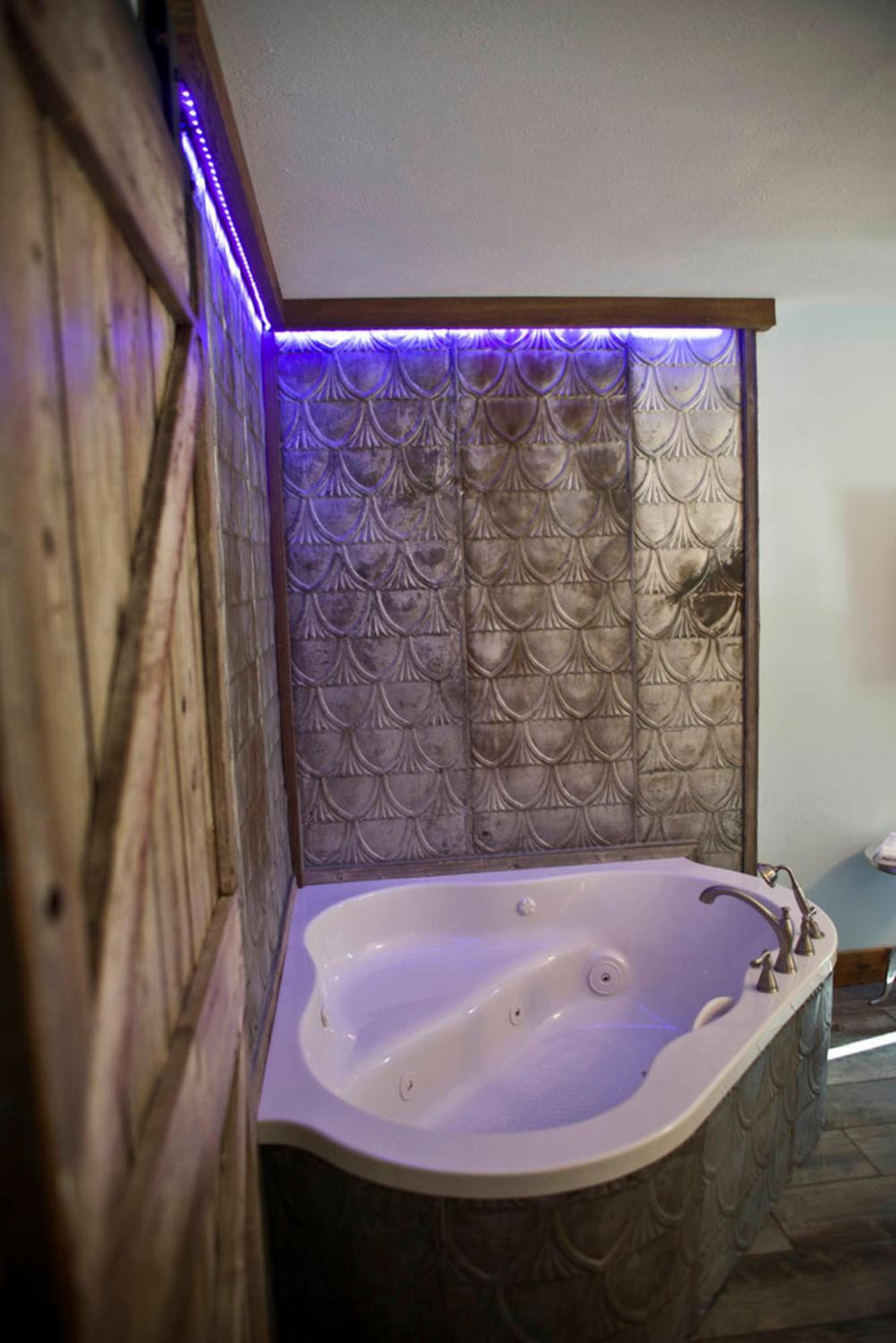 Maxwell Mansion Hotel