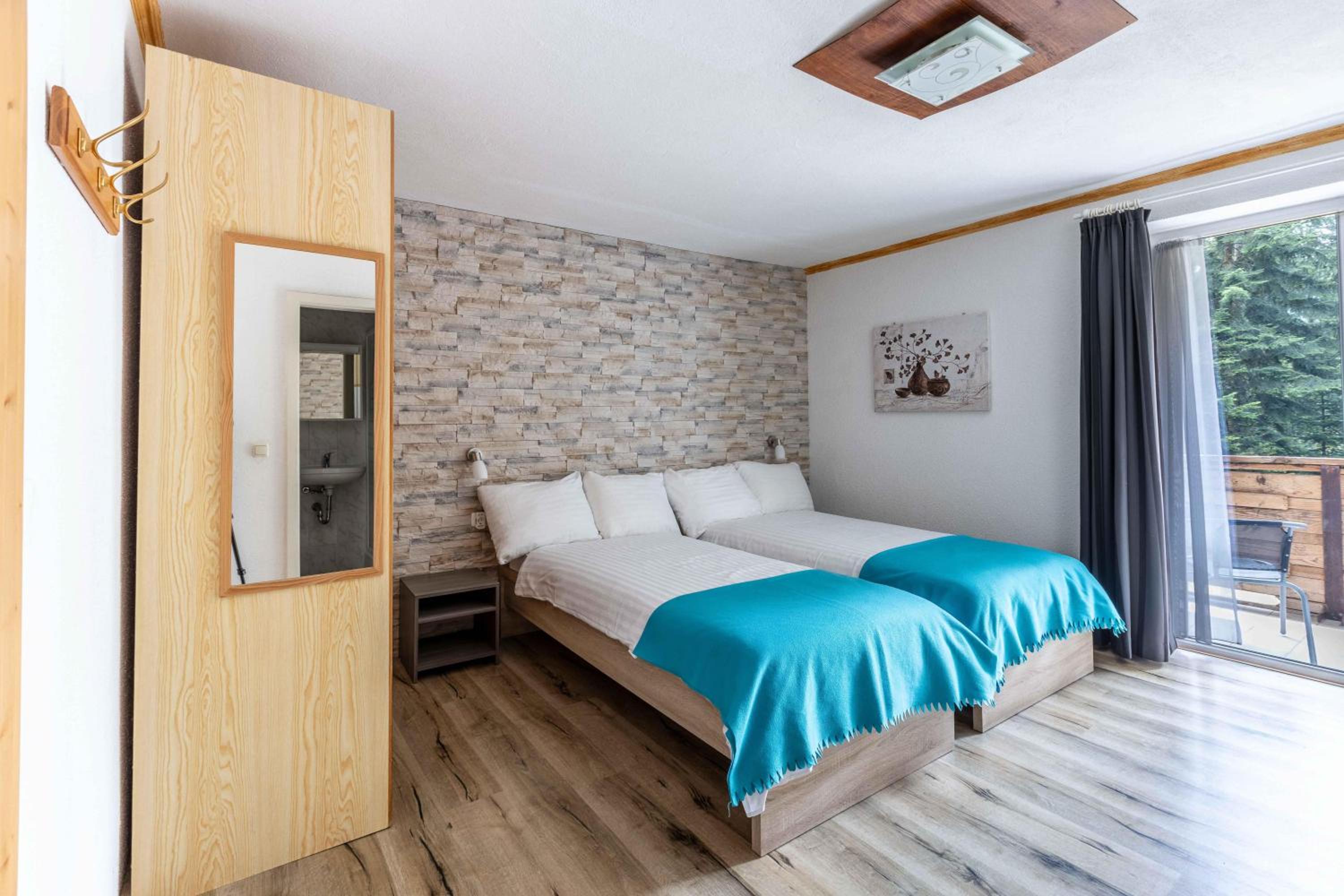 Hartkaiser Rooms and Apartments