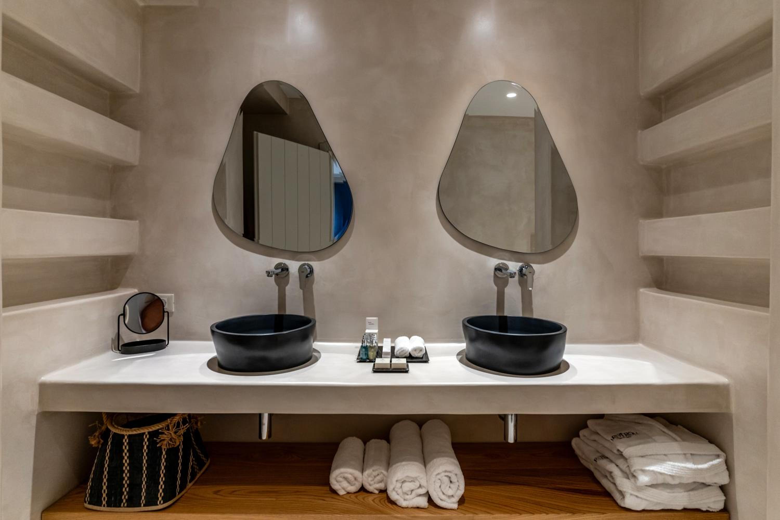 Arotron Santorini photo 5