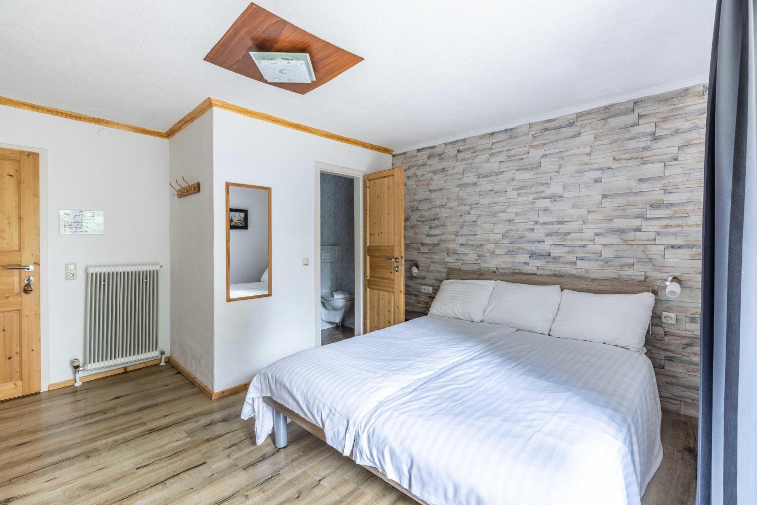 Hartkaiser Rooms and Apartments