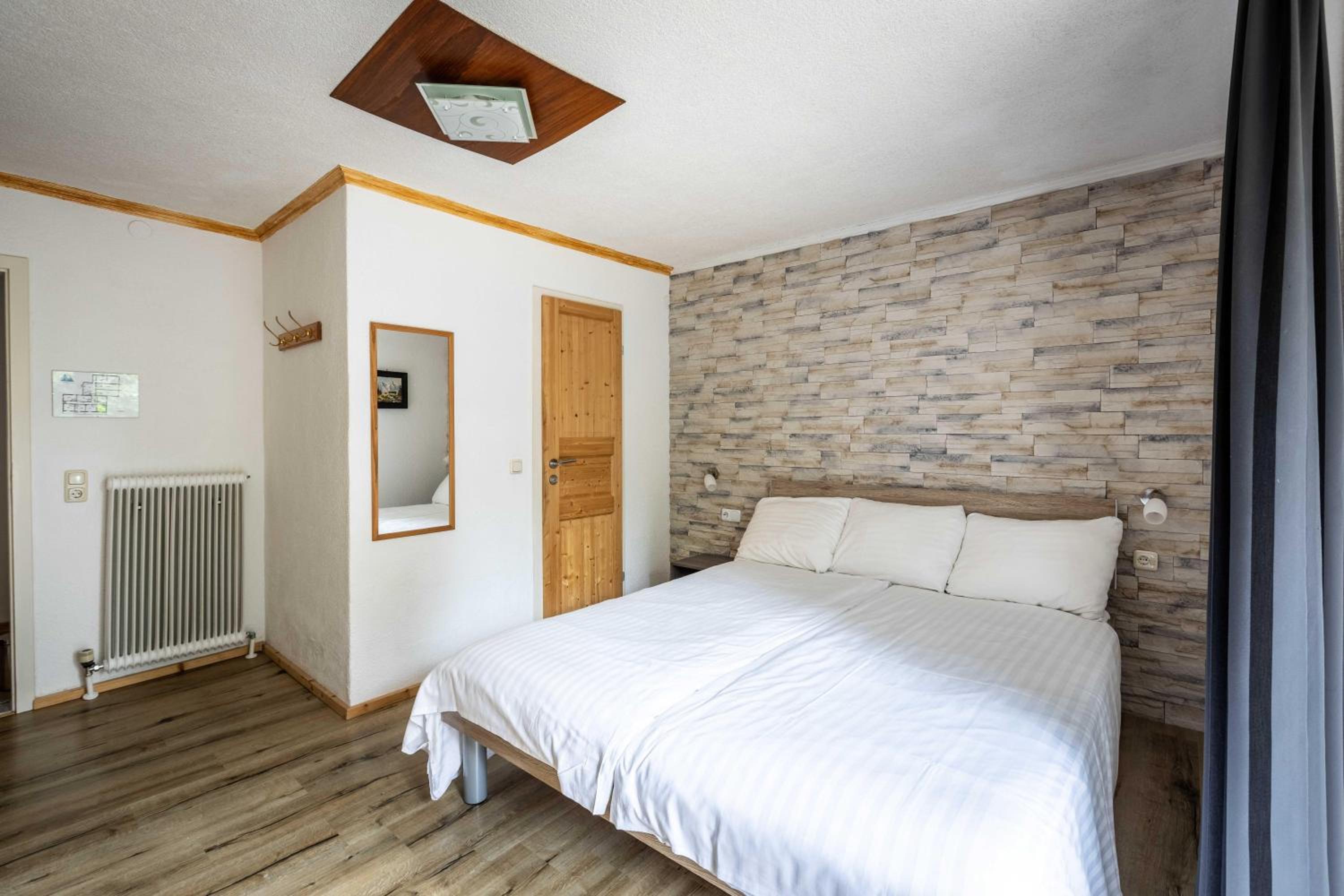 Hartkaiser Rooms and Apartments