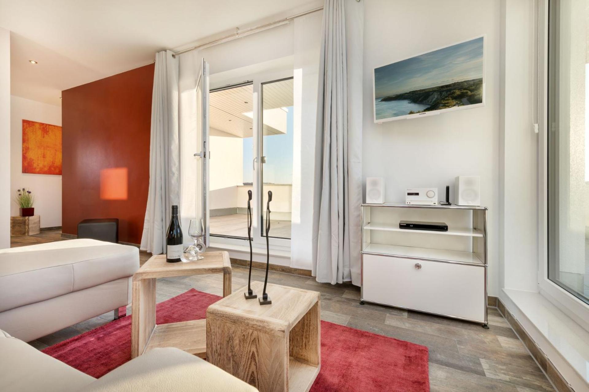 Villa Nova by Callsen