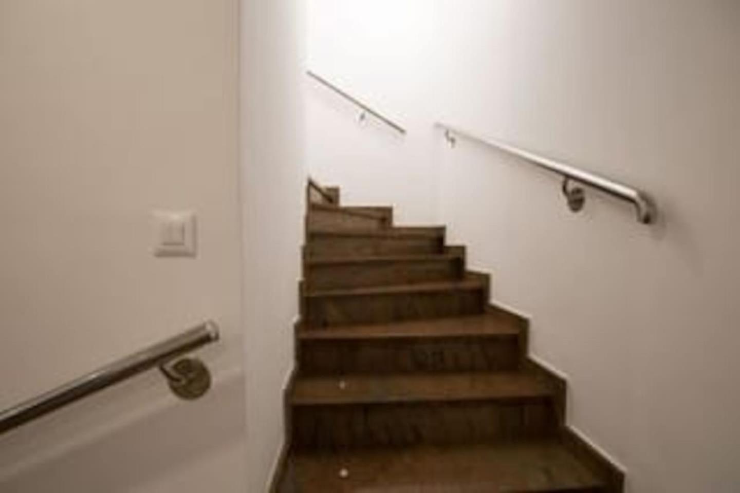 Apartment Ten