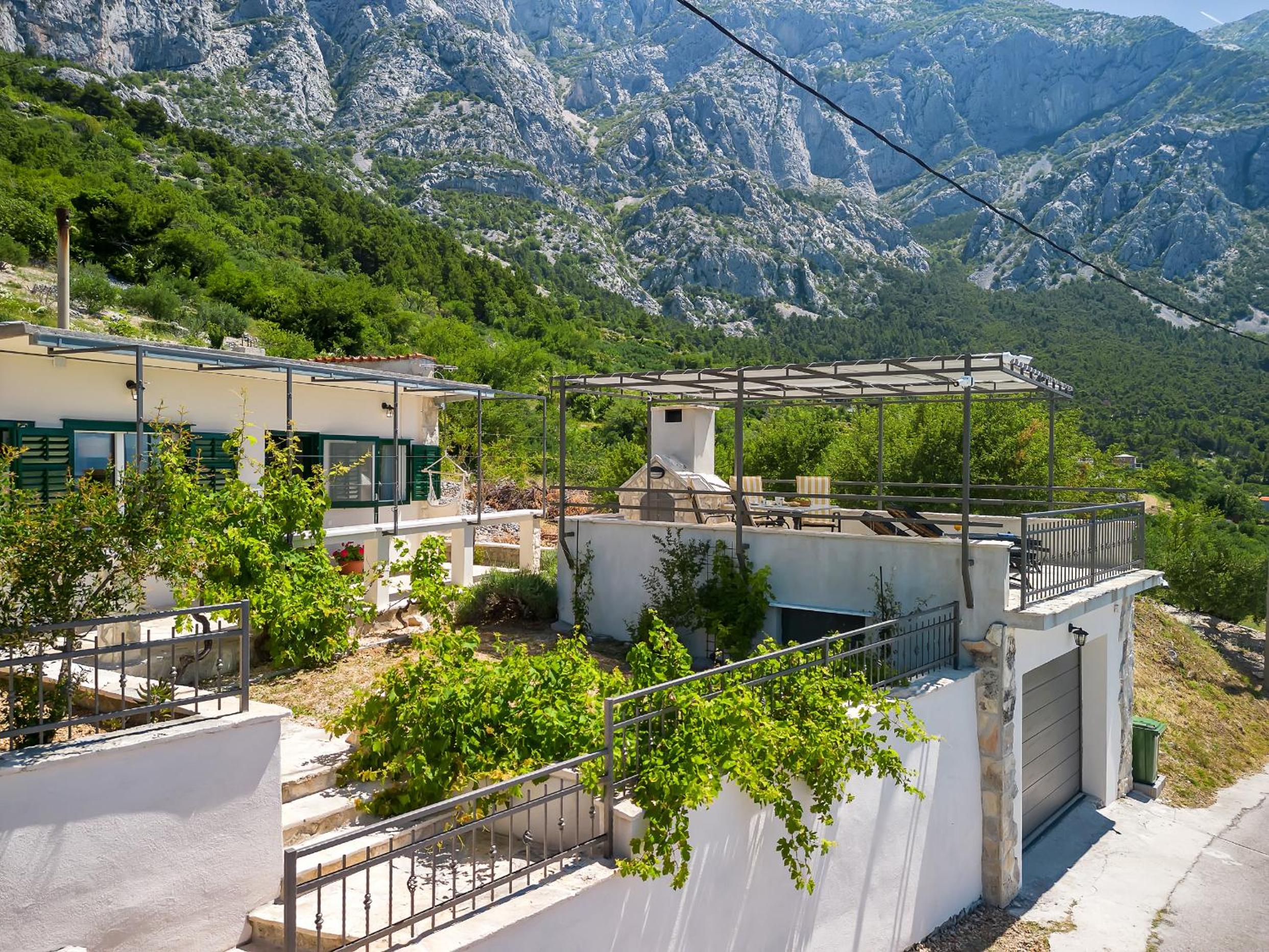 Cottage Baskovic in nature park view 2